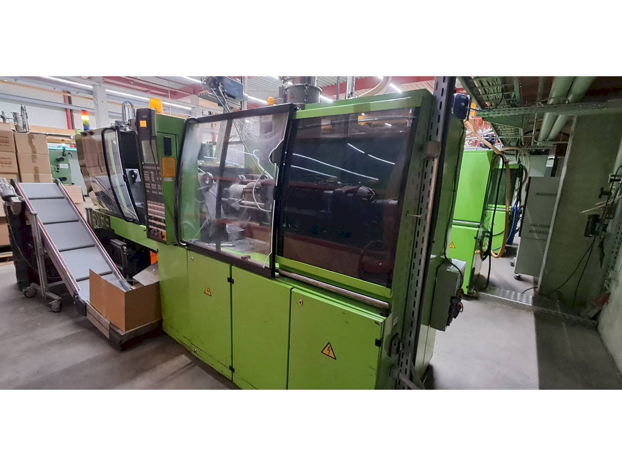 MACHINE_IMG_ALT_FRONT_VIEW