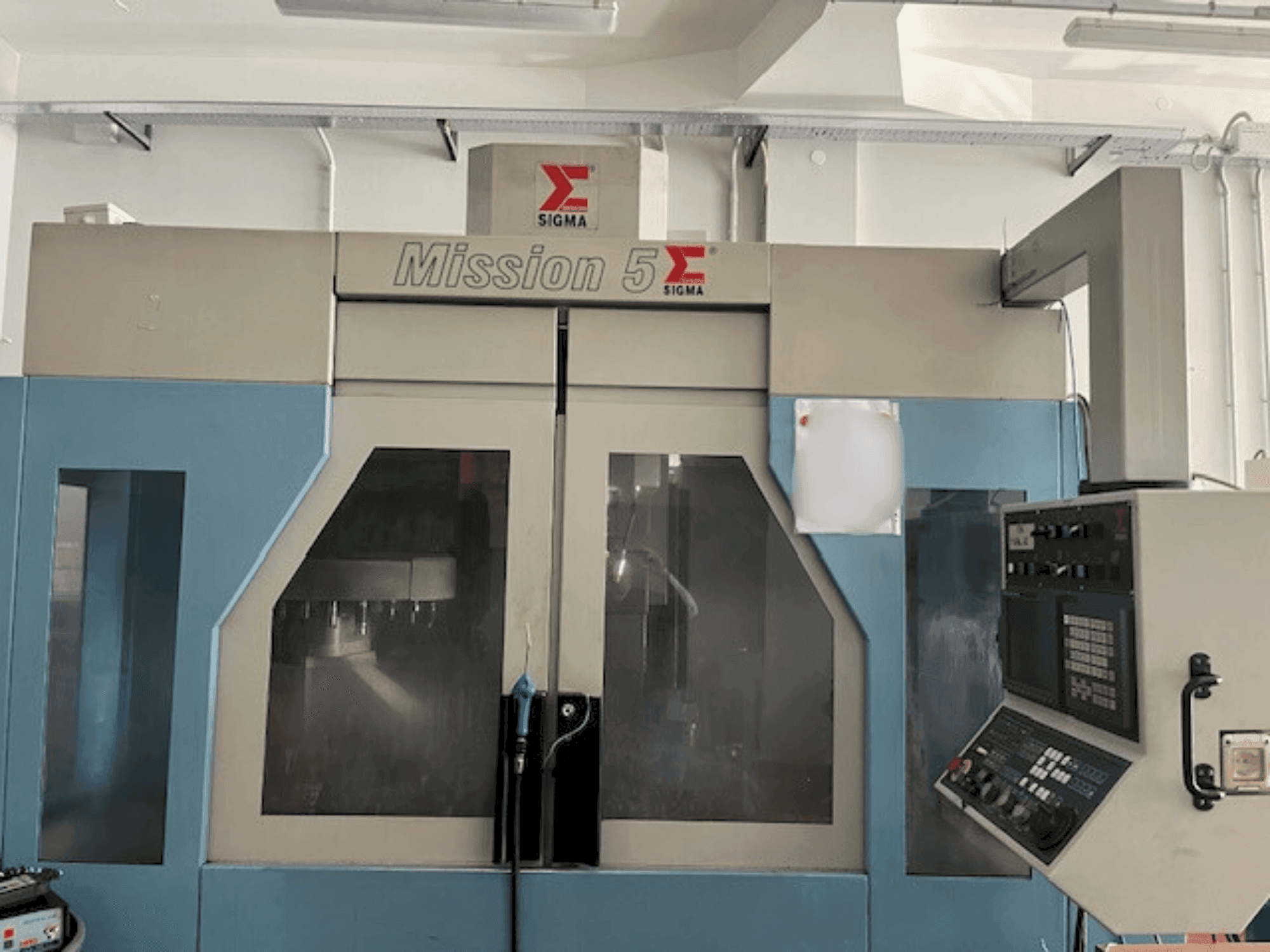 MACHINE_IMG_ALT_FRONT_VIEW