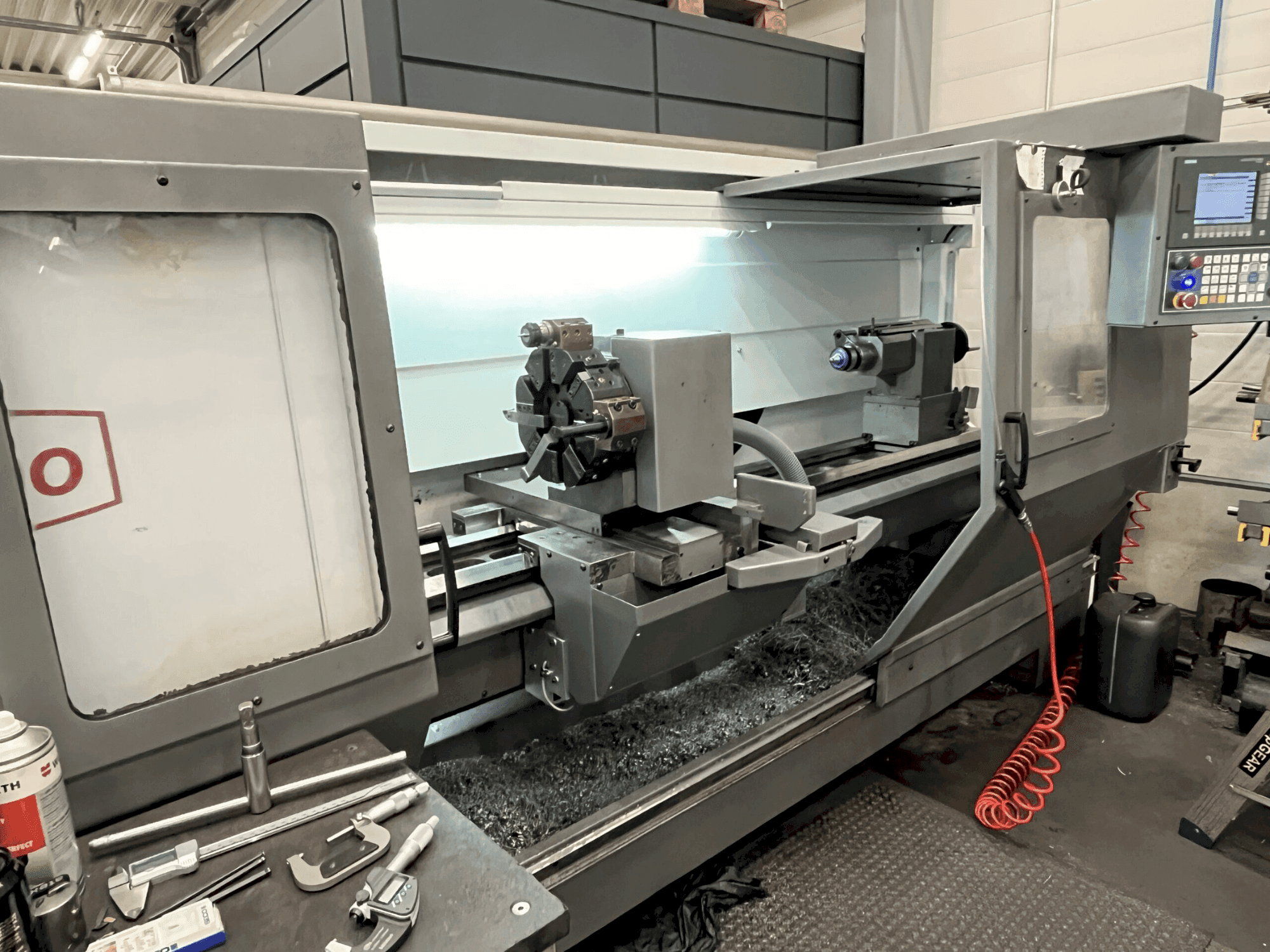 MACHINE_IMG_ALT_FRONT_VIEW