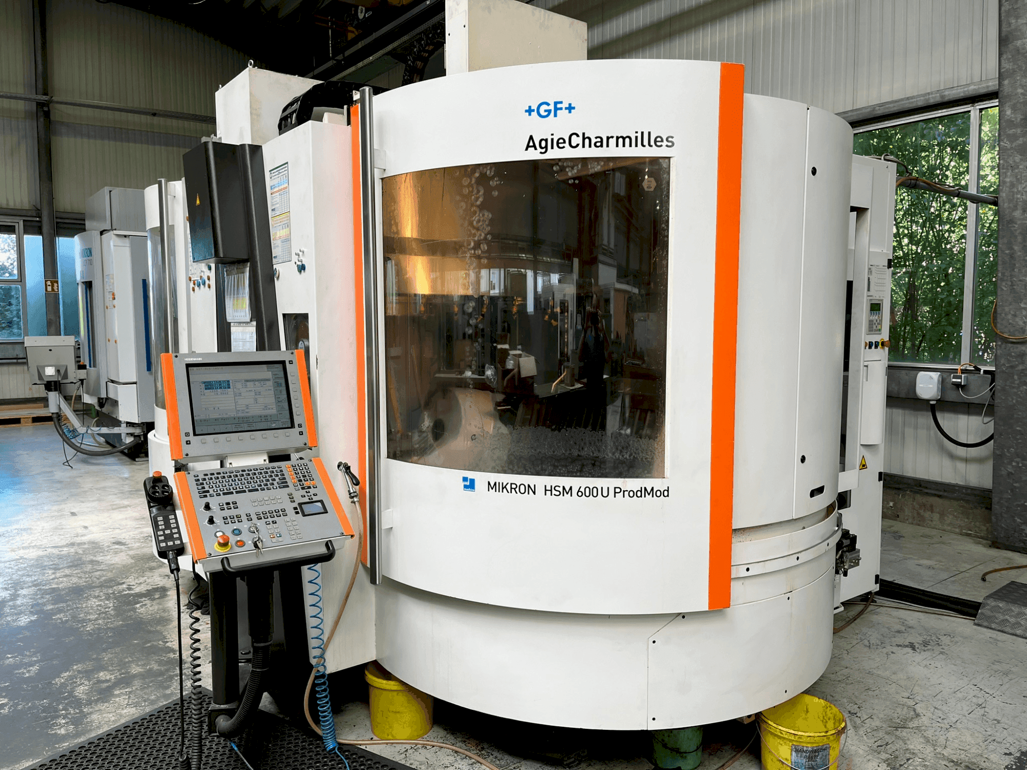 MACHINE_IMG_ALT_FRONT_VIEW