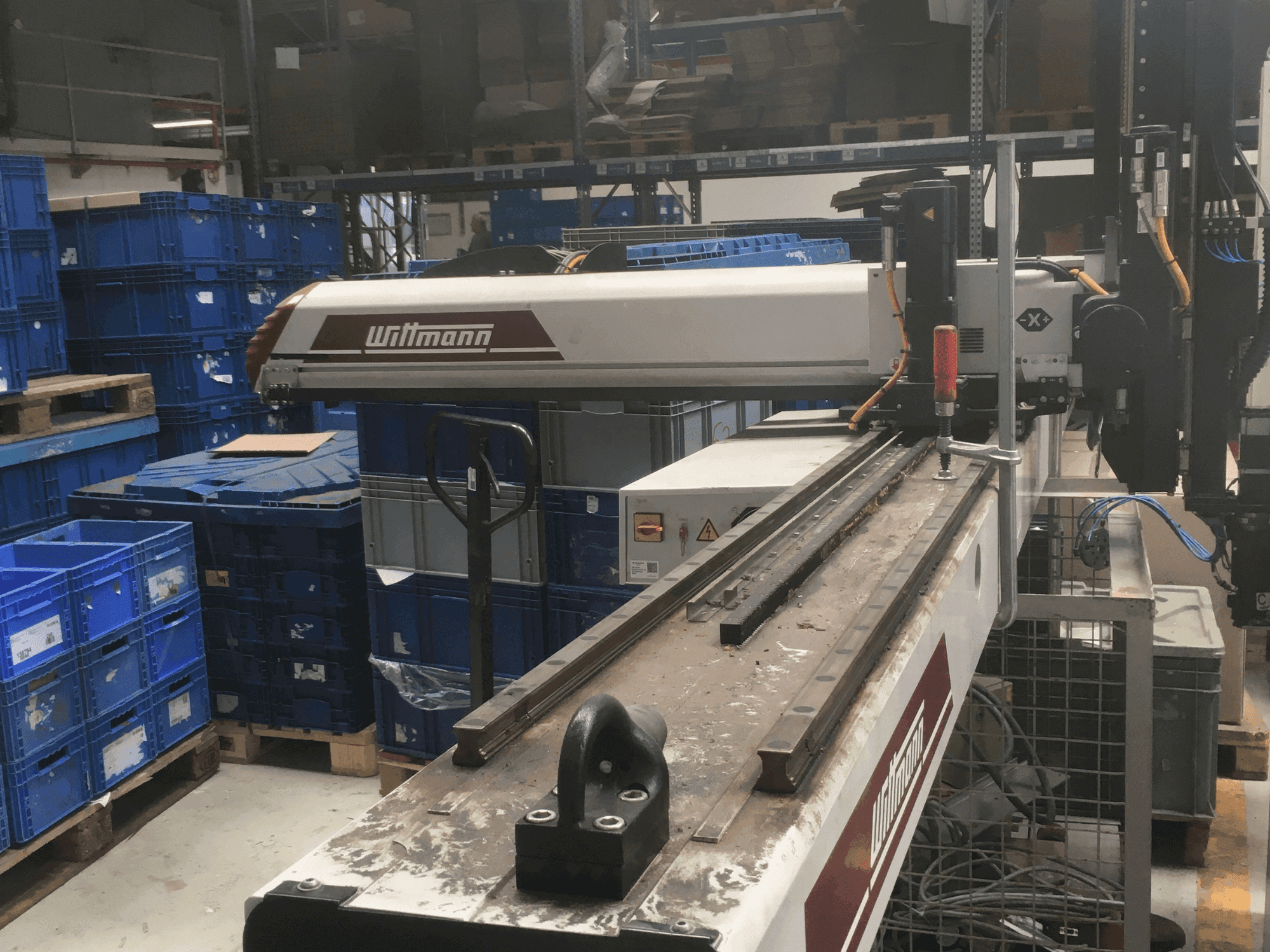 MACHINE_IMG_ALT_FRONT_VIEW