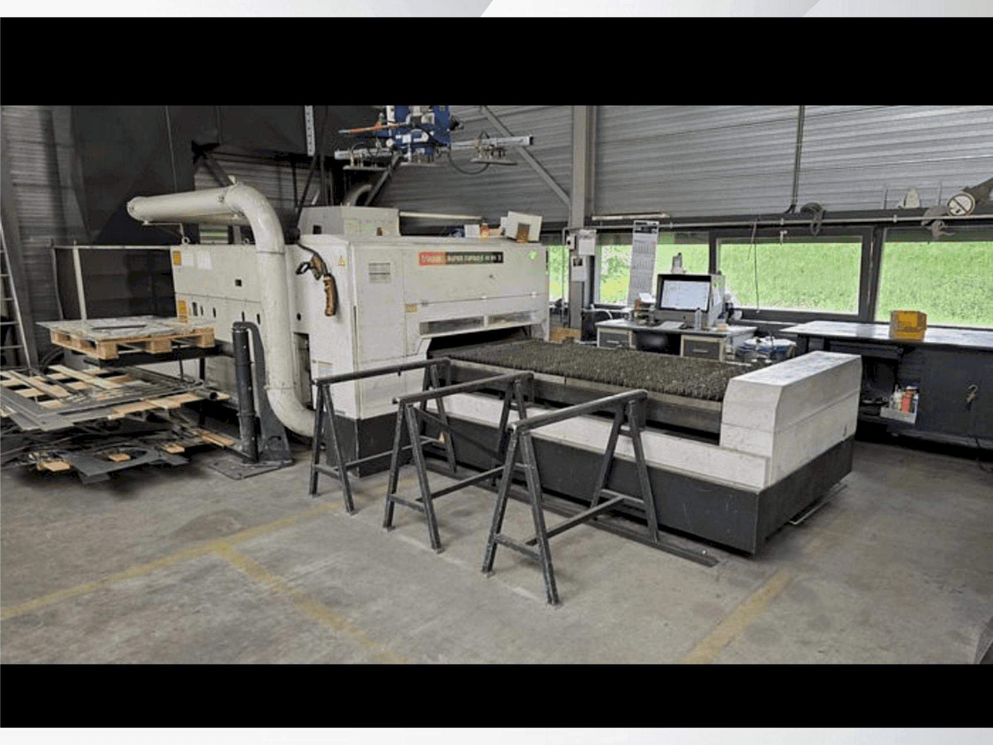 MACHINE_IMG_ALT_FRONT_VIEW