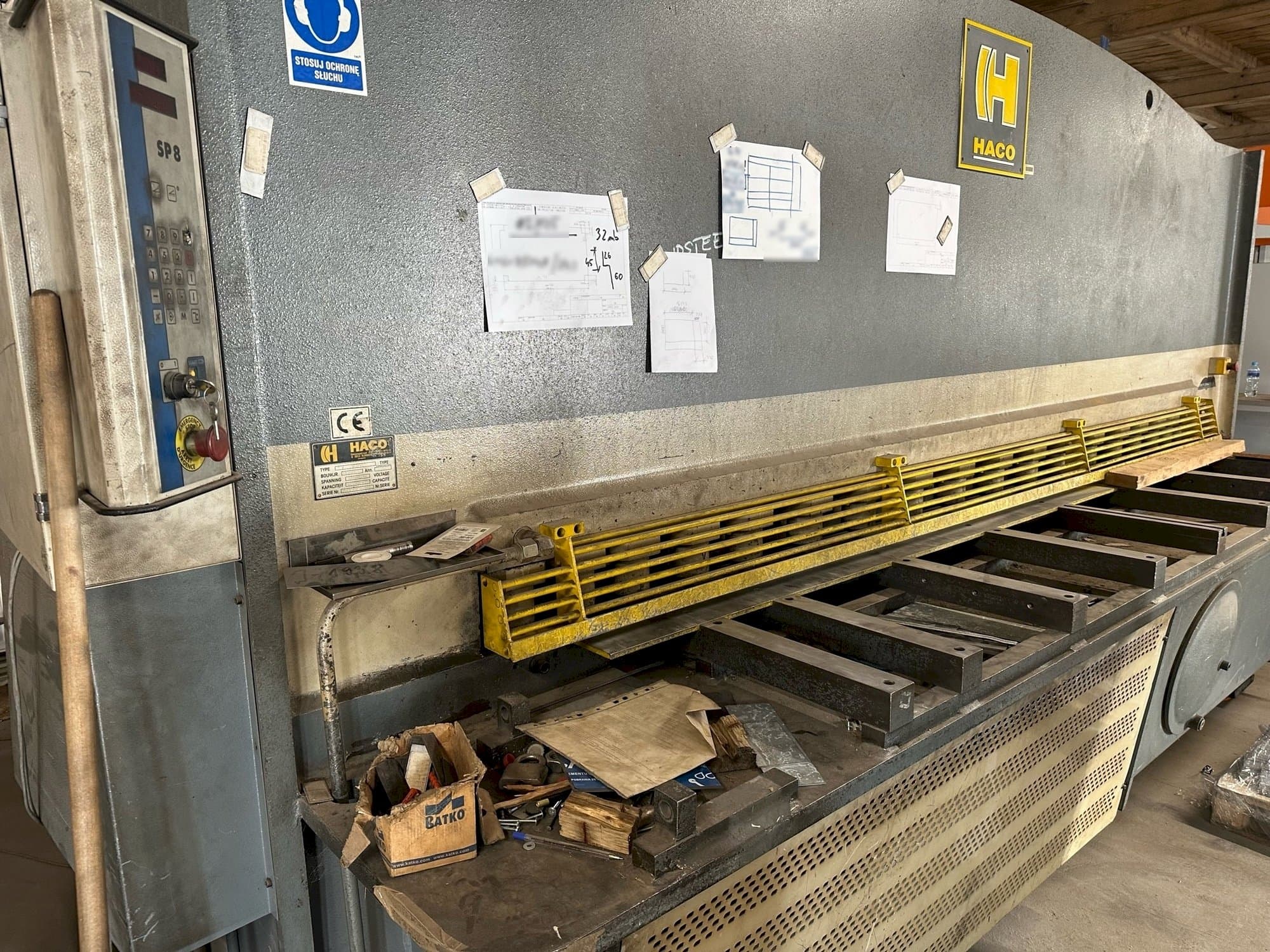 MACHINE_IMG_ALT_FRONT_VIEW