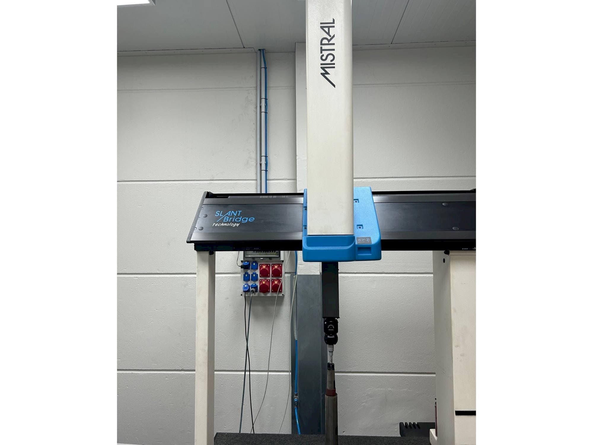 MACHINE_IMG_ALT_FRONT_VIEW