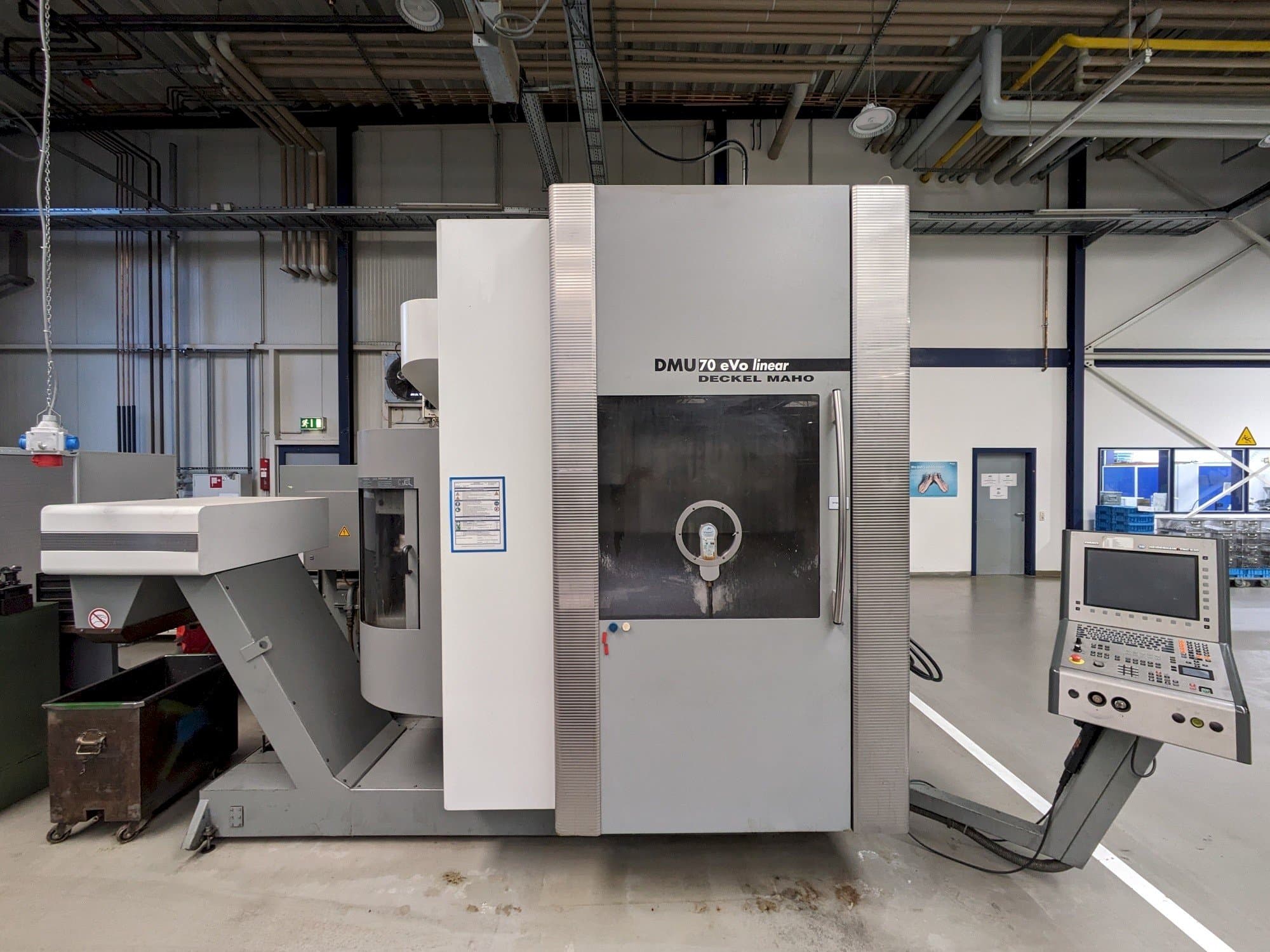 MACHINE_IMG_ALT_FRONT_VIEW