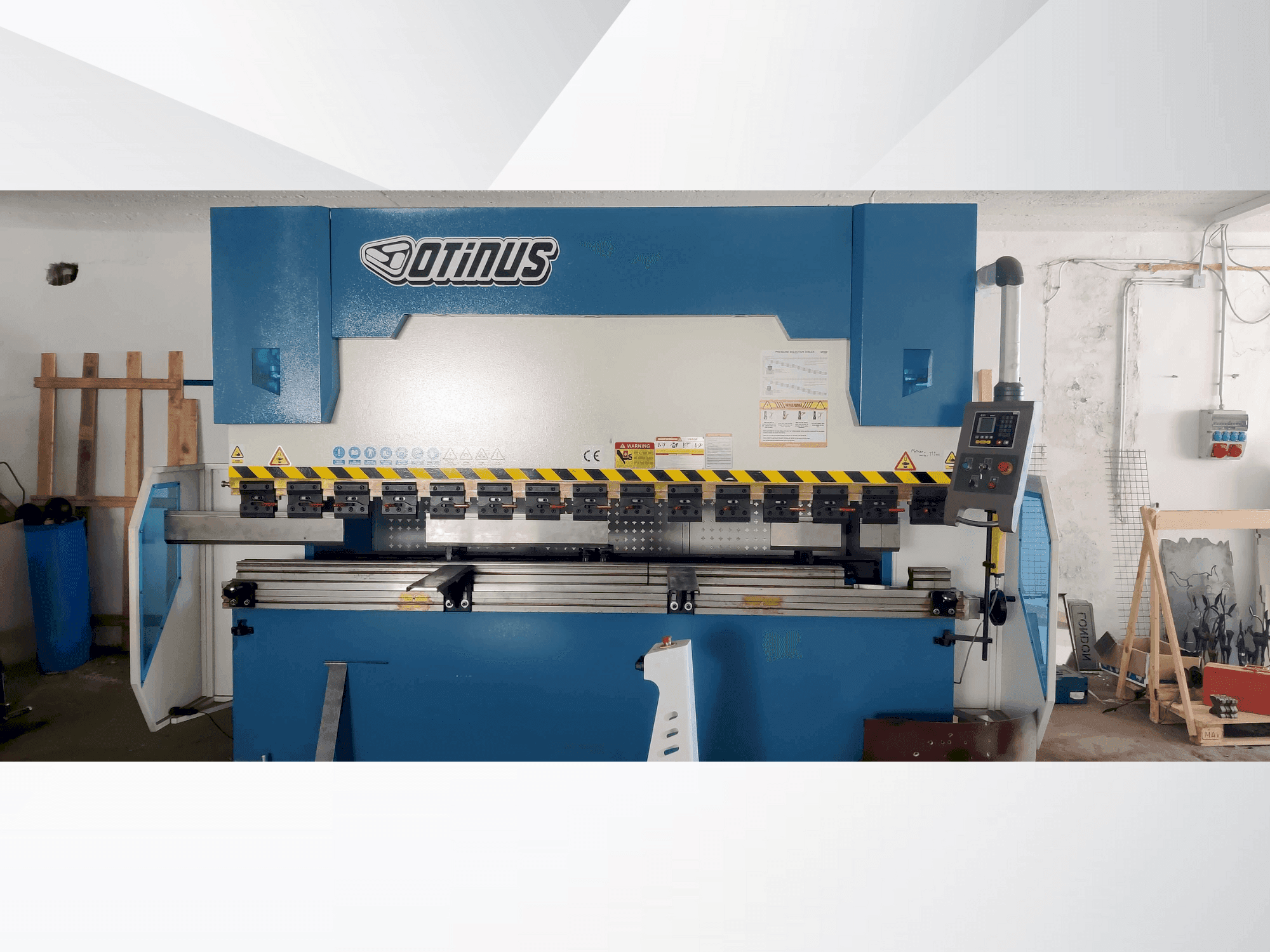 MACHINE_IMG_ALT_FRONT_VIEW