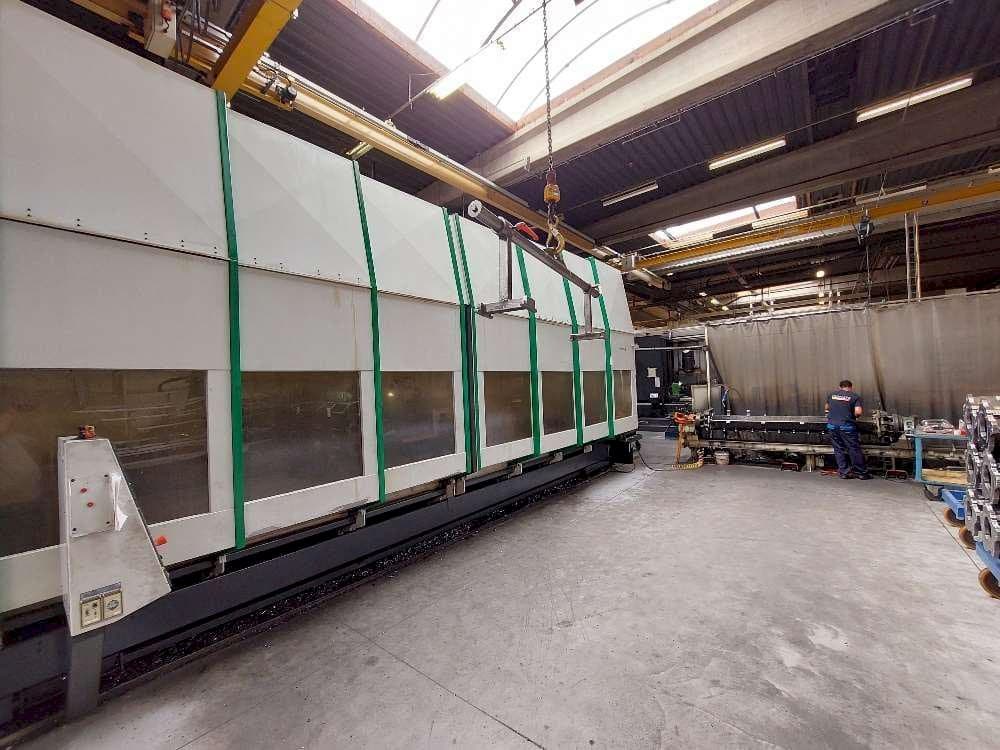 MACHINE_IMG_ALT_FRONT_VIEW