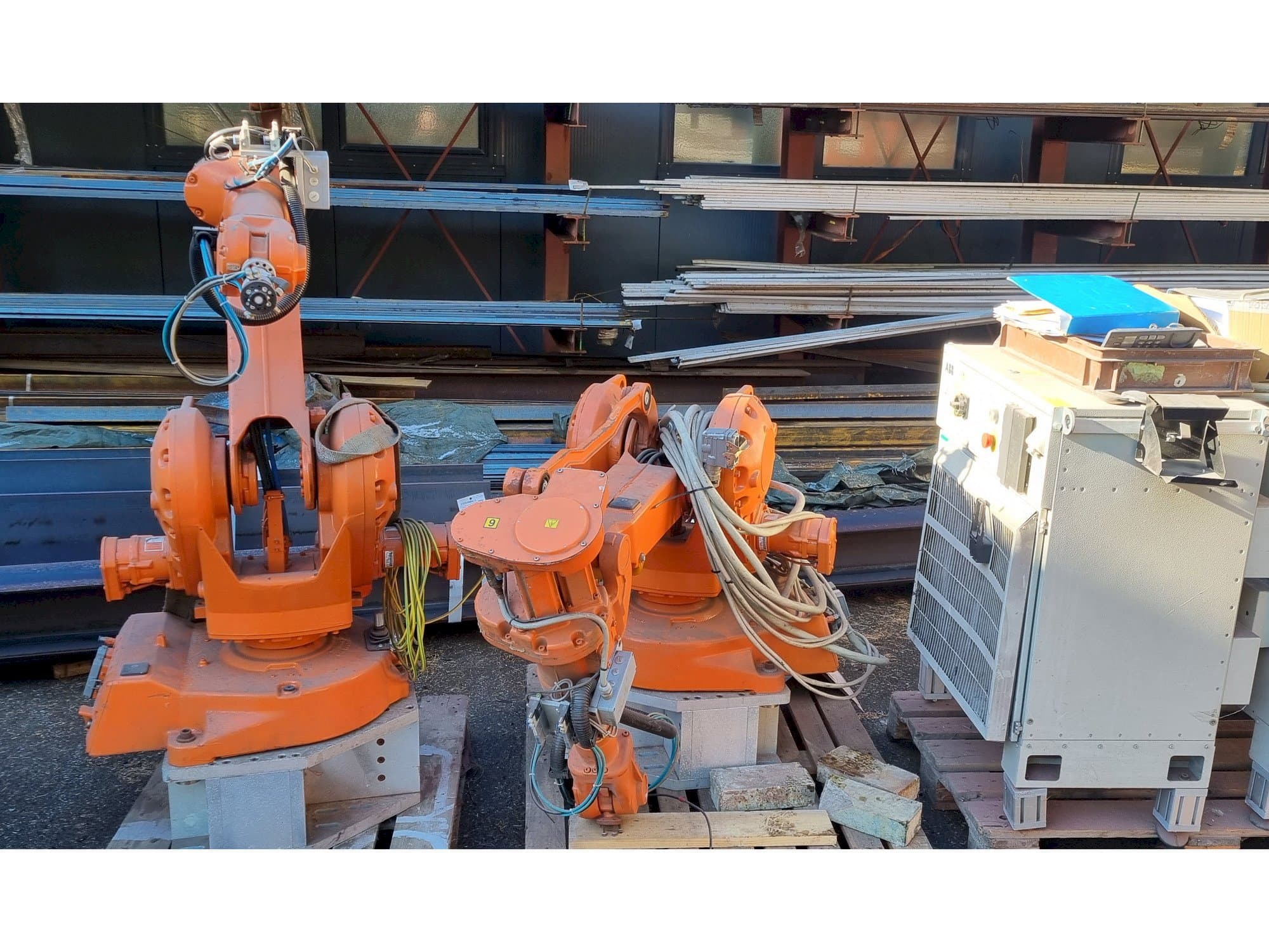 MACHINE_IMG_ALT_FRONT_VIEW