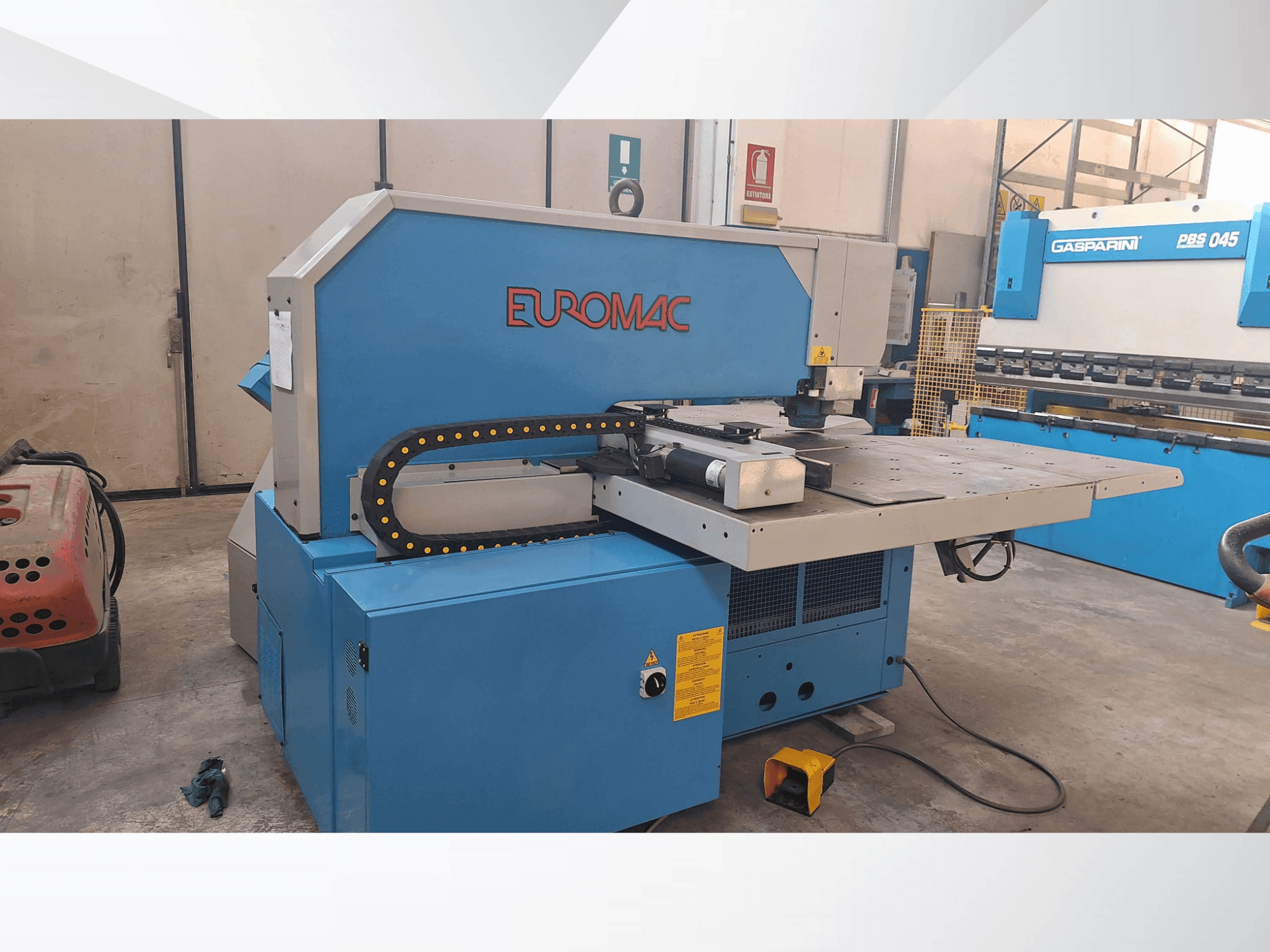 MACHINE_IMG_ALT_FRONT_VIEW