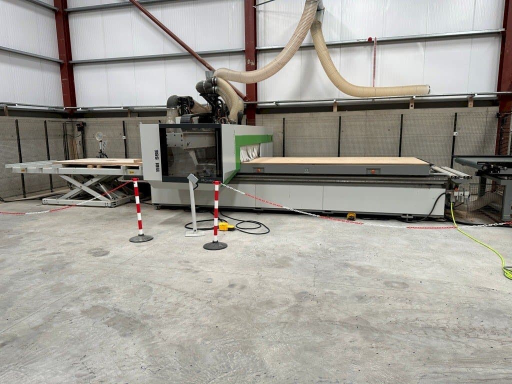 MACHINE_IMG_ALT_FRONT_VIEW