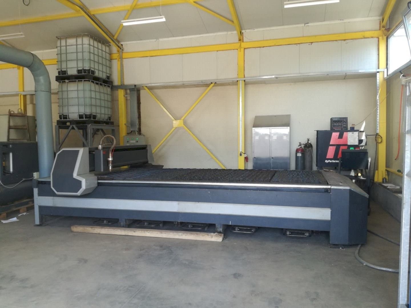 MACHINE_IMG_ALT_FRONT_VIEW