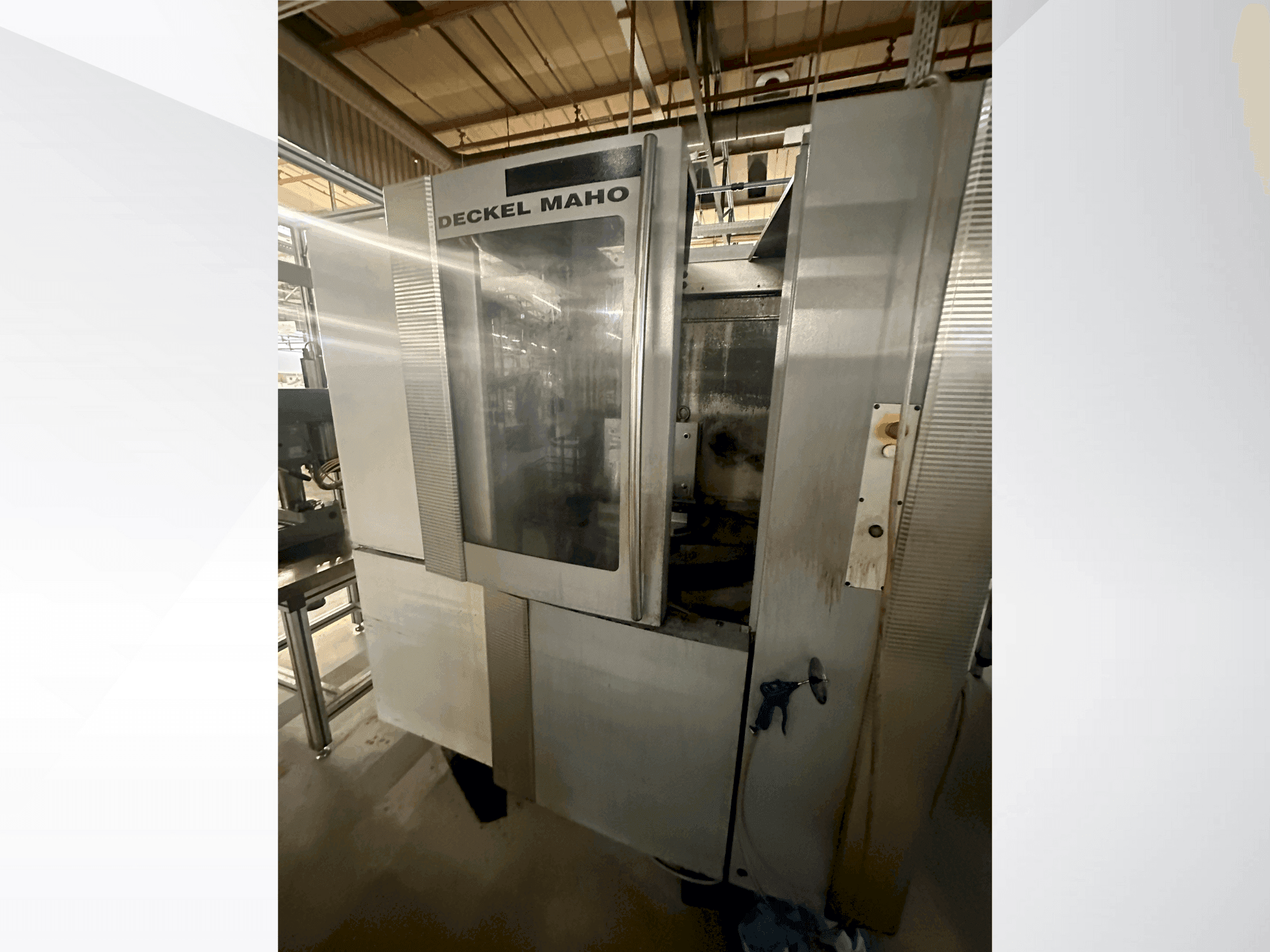 MACHINE_IMG_ALT_FRONT_VIEW