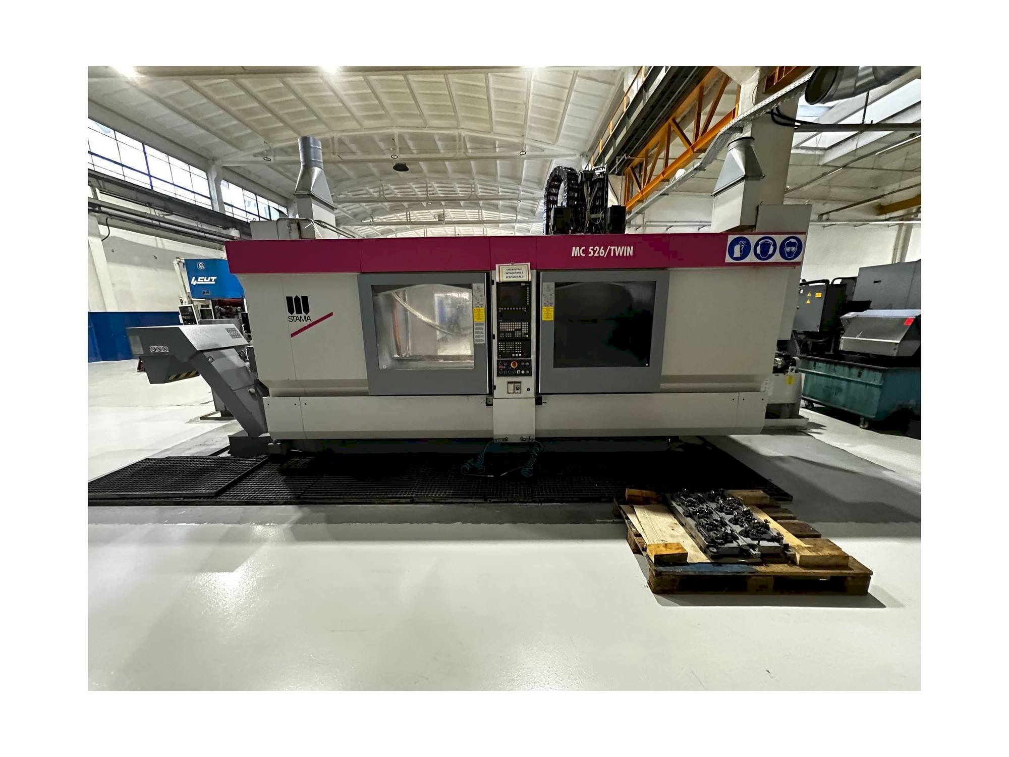 MACHINE_IMG_ALT_FRONT_VIEW