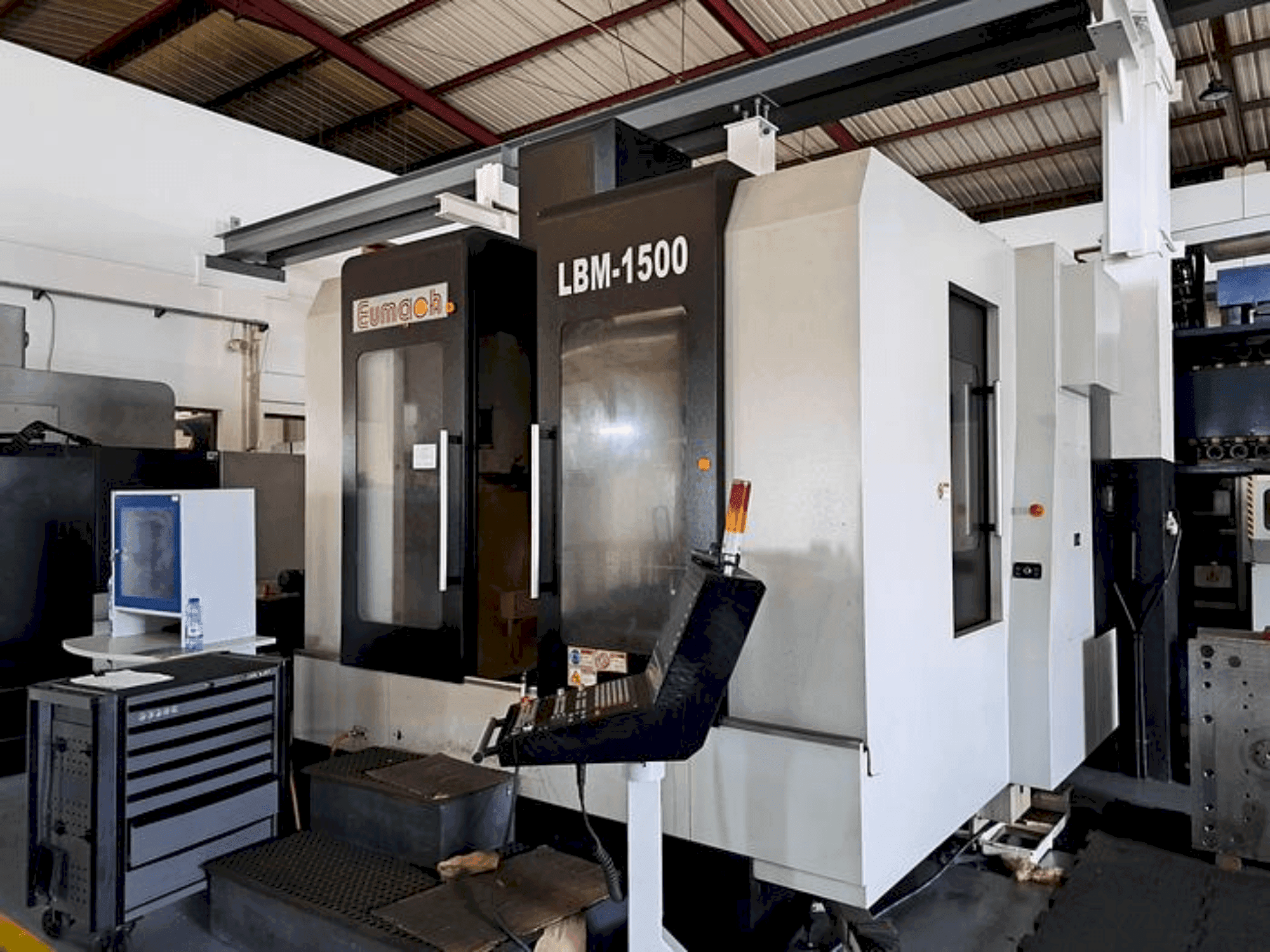 MACHINE_IMG_ALT_FRONT_VIEW