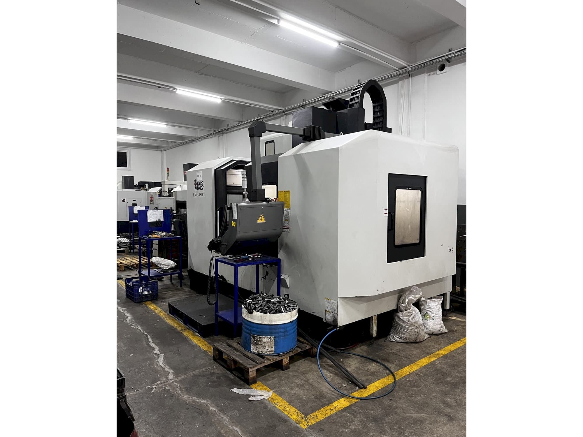 MACHINE_IMG_ALT_FRONT_VIEW