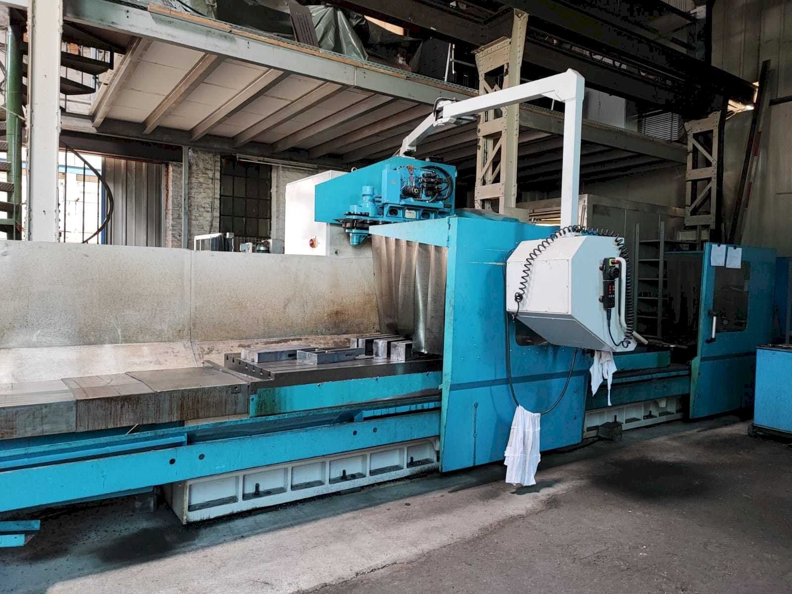 MACHINE_IMG_ALT_FRONT_VIEW