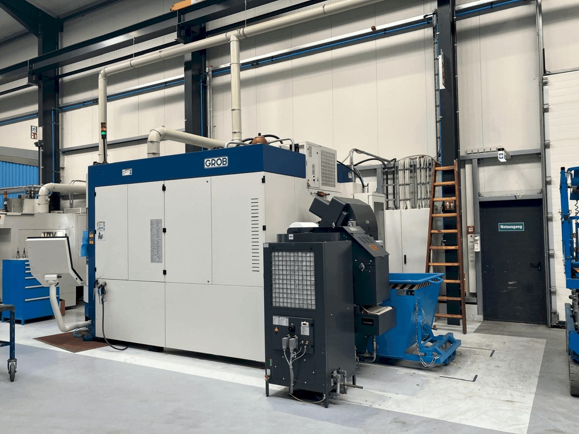 MACHINE_IMG_ALT_FRONT_VIEW