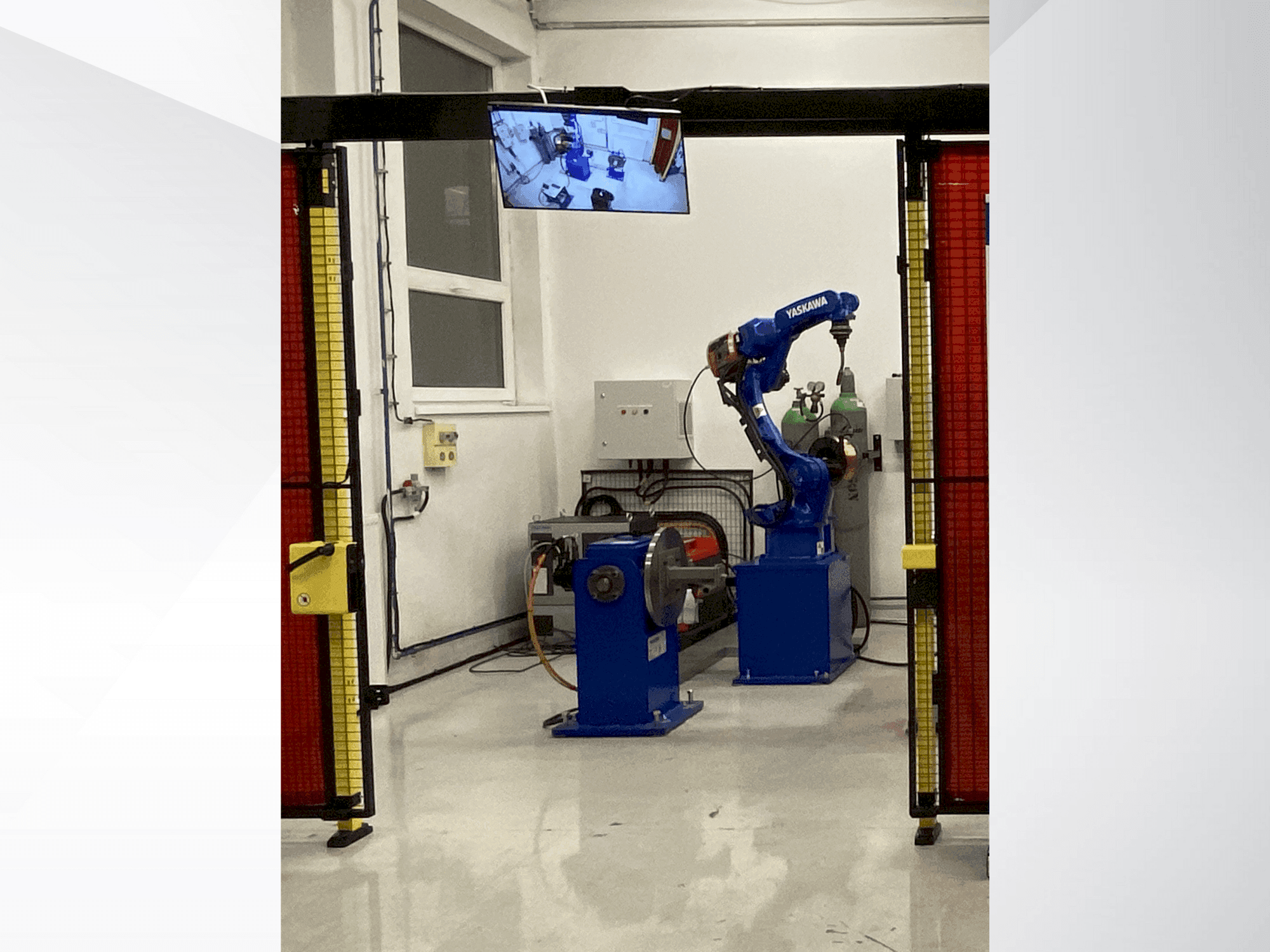 MACHINE_IMG_ALT_FRONT_VIEW