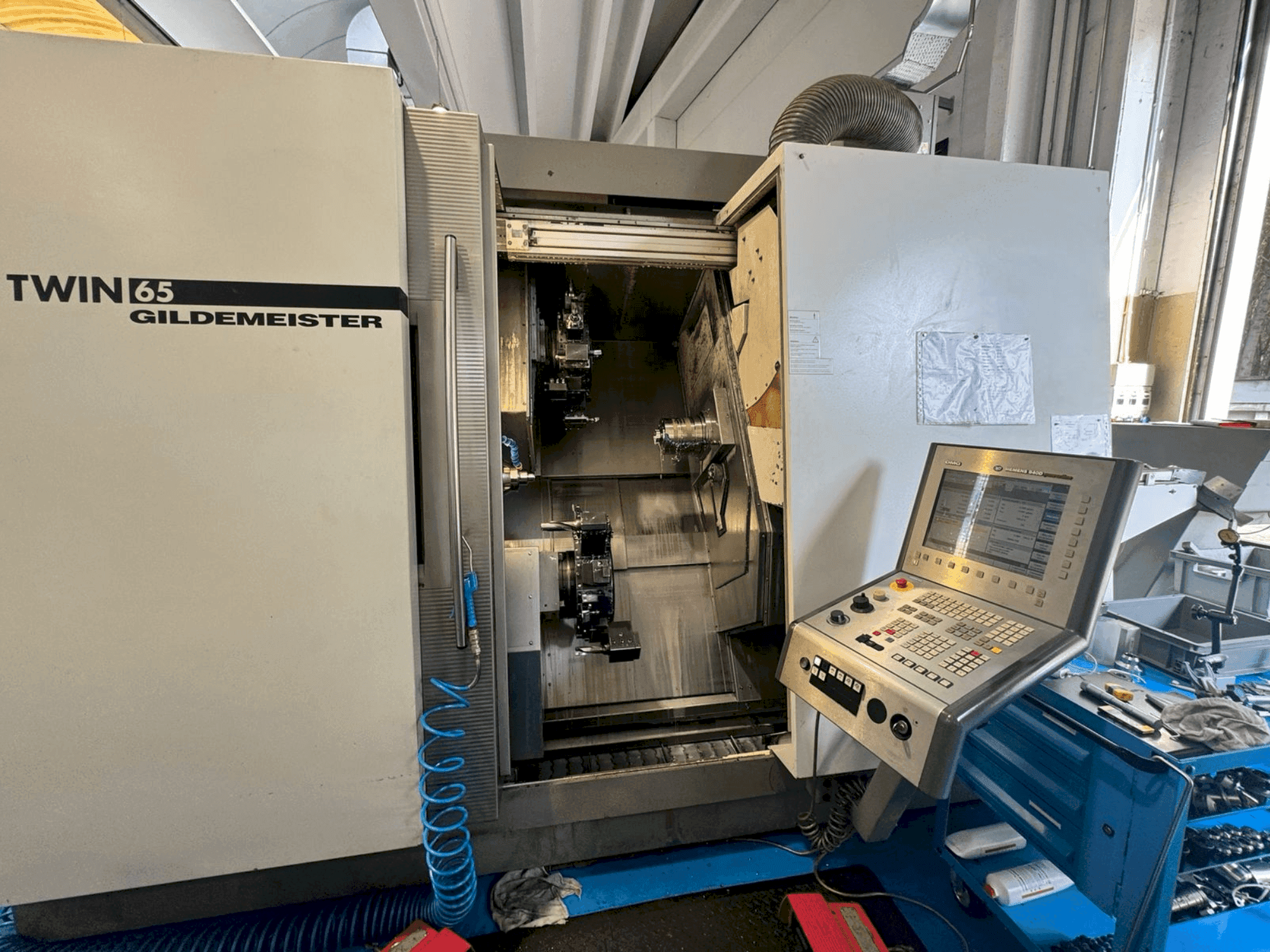 MACHINE_IMG_ALT_FRONT_VIEW