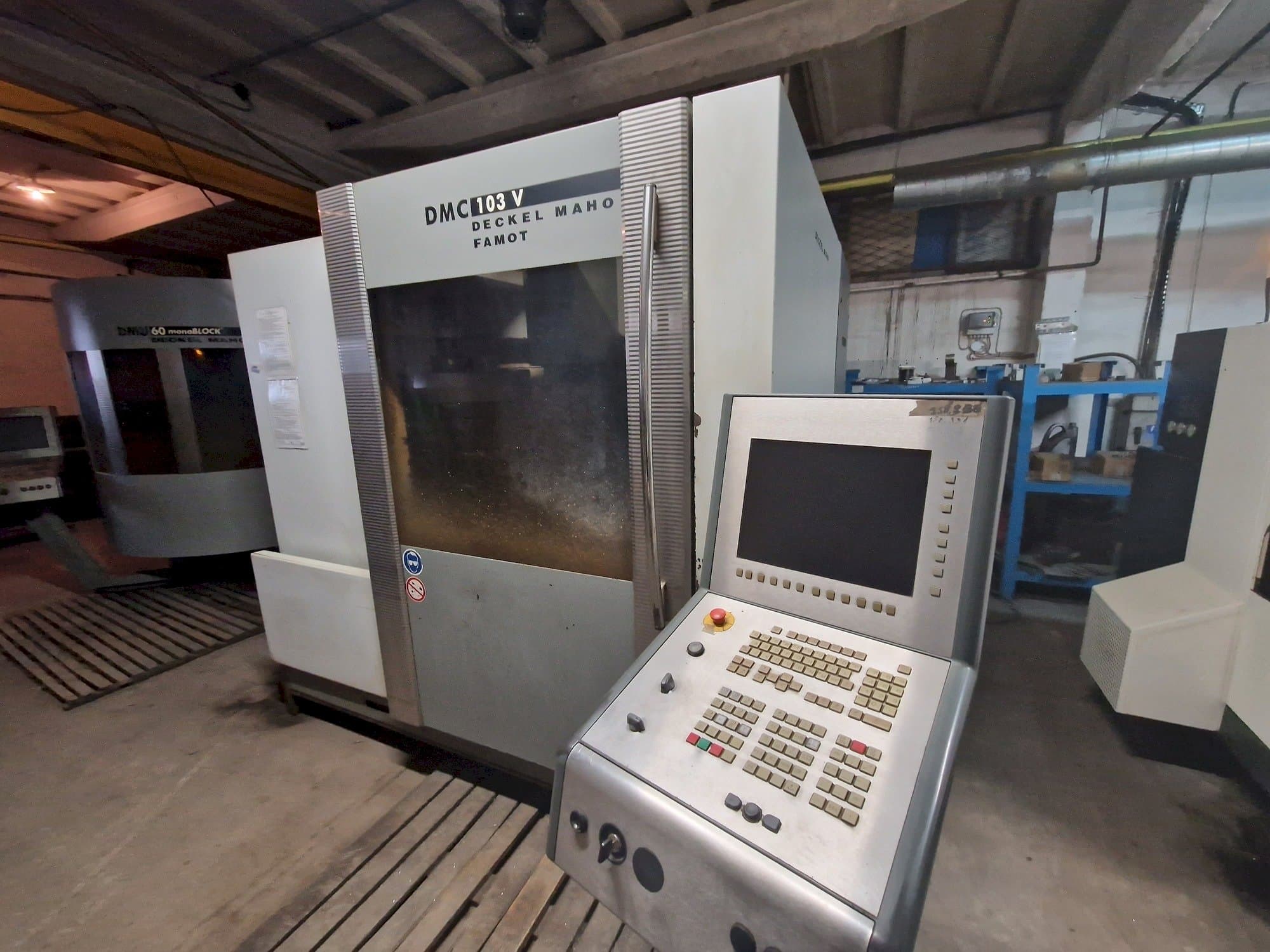 MACHINE_IMG_ALT_FRONT_VIEW