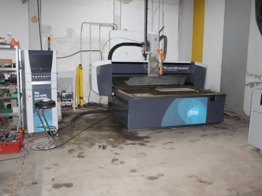 MACHINE_IMG_ALT_FRONT_VIEW