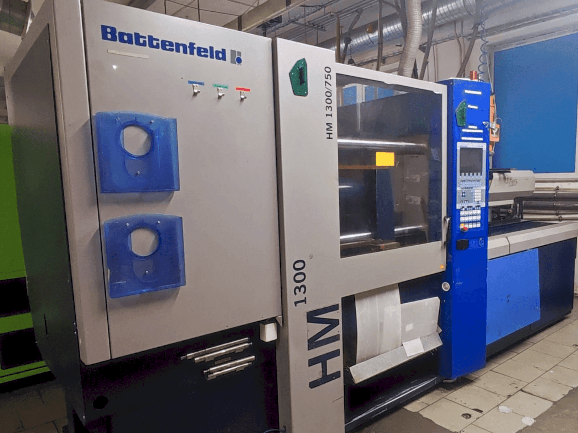 MACHINE_IMG_ALT_FRONT_VIEW