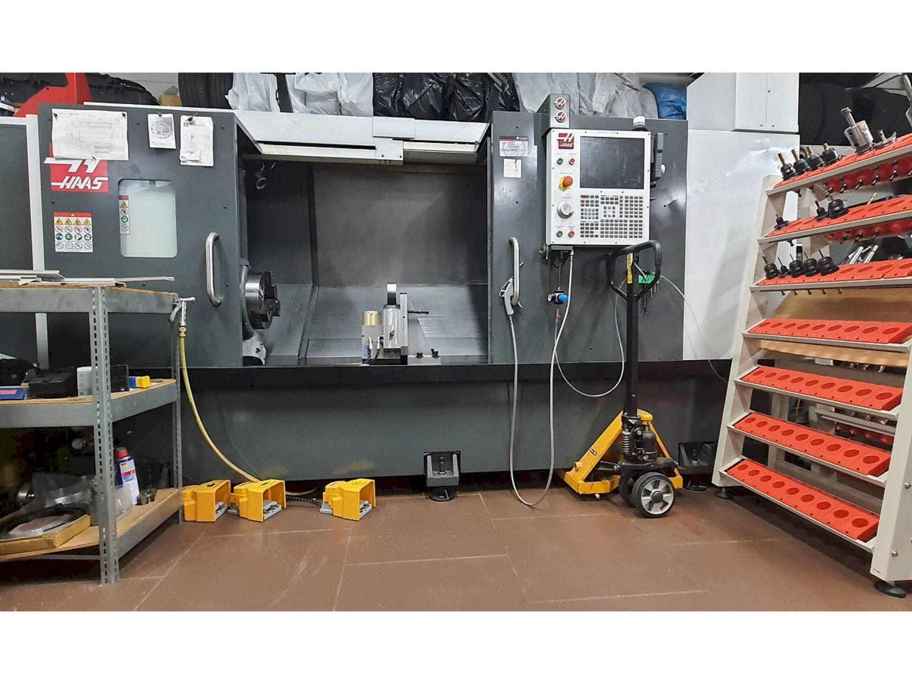 MACHINE_IMG_ALT_FRONT_VIEW