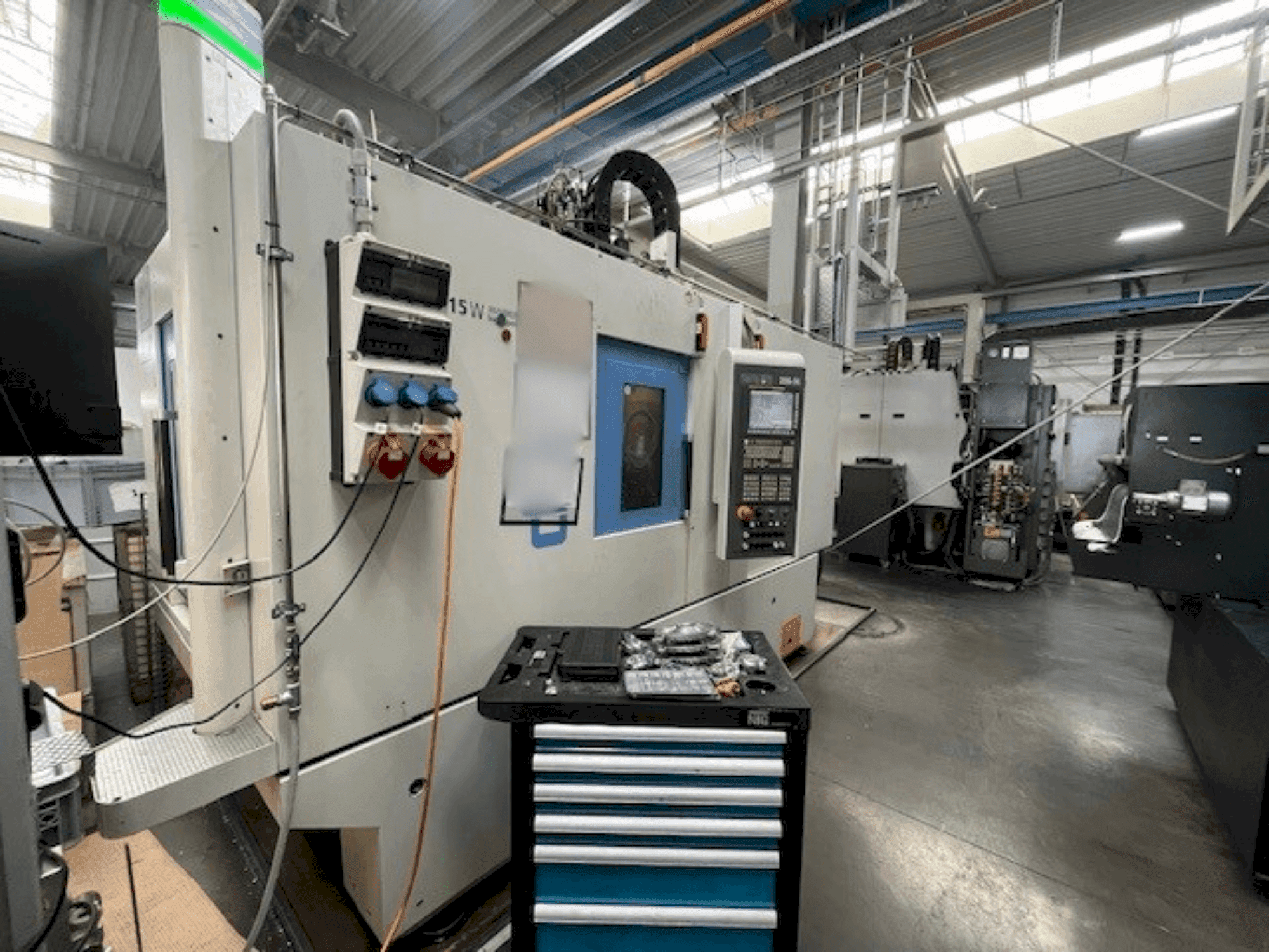 MACHINE_IMG_ALT_FRONT_VIEW