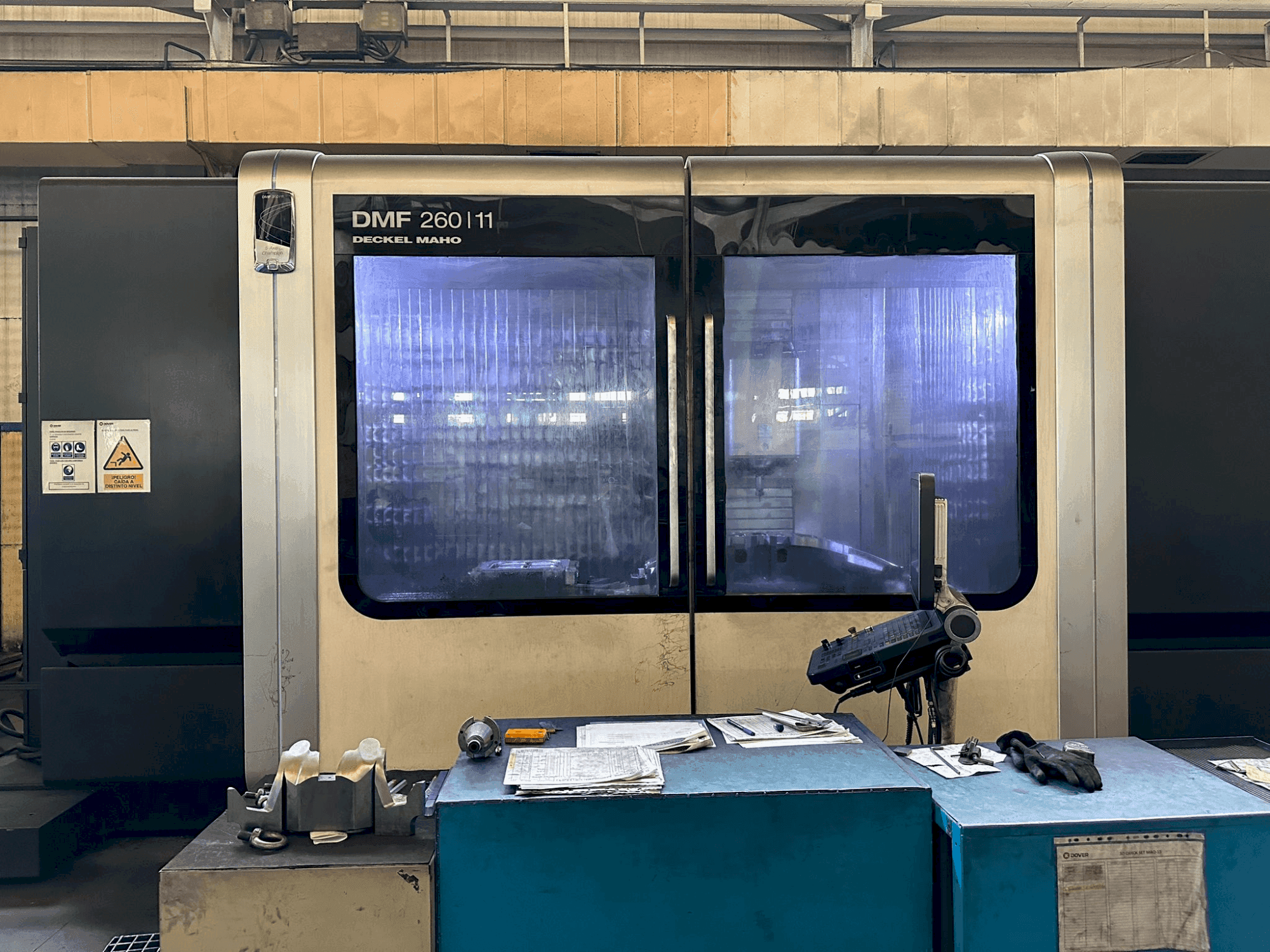 MACHINE_IMG_ALT_FRONT_VIEW