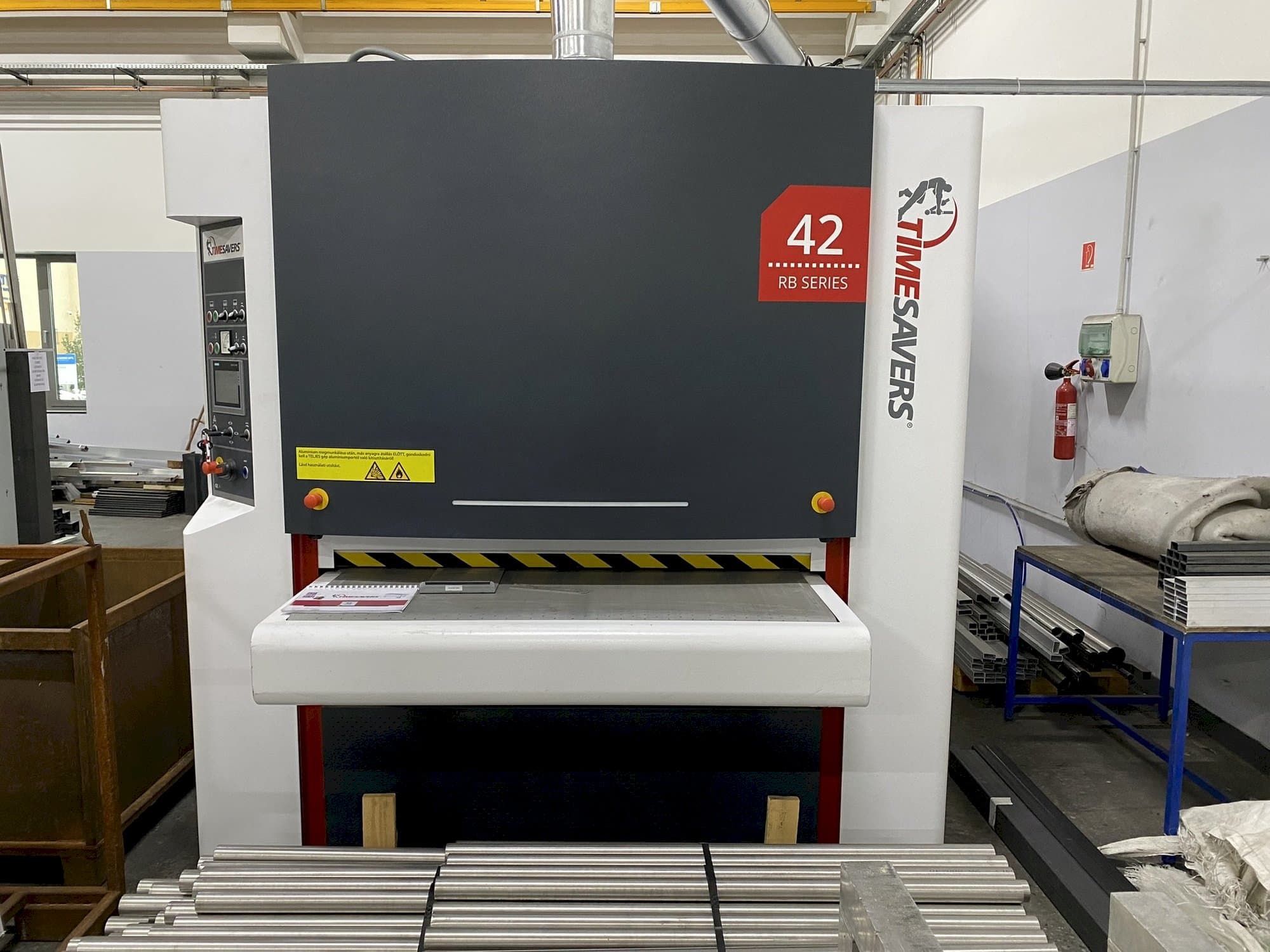 MACHINE_IMG_ALT_FRONT_VIEW