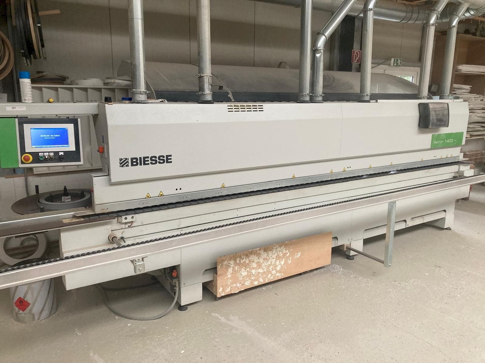 MACHINE_IMG_ALT_FRONT_VIEW