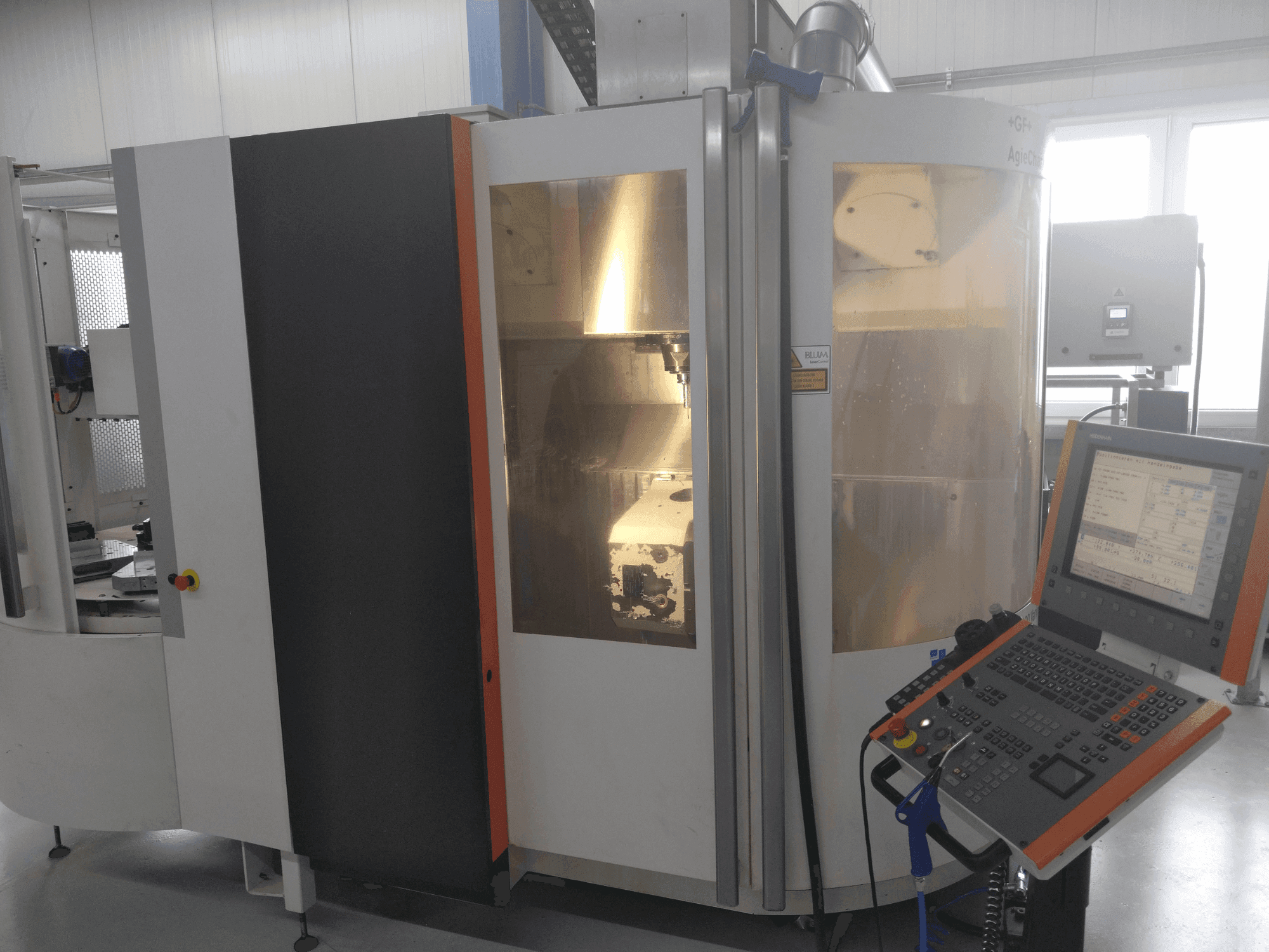 MACHINE_IMG_ALT_FRONT_VIEW