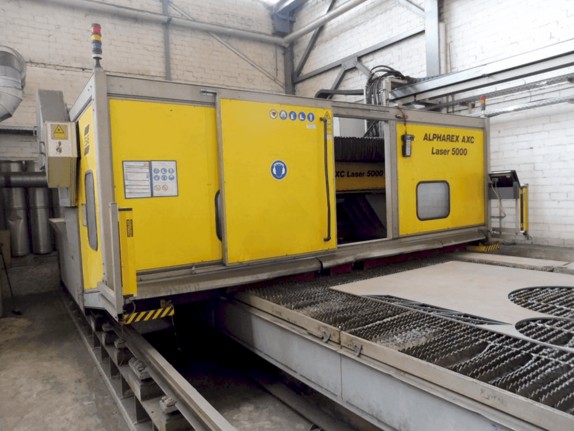 MACHINE_IMG_ALT_FRONT_VIEW