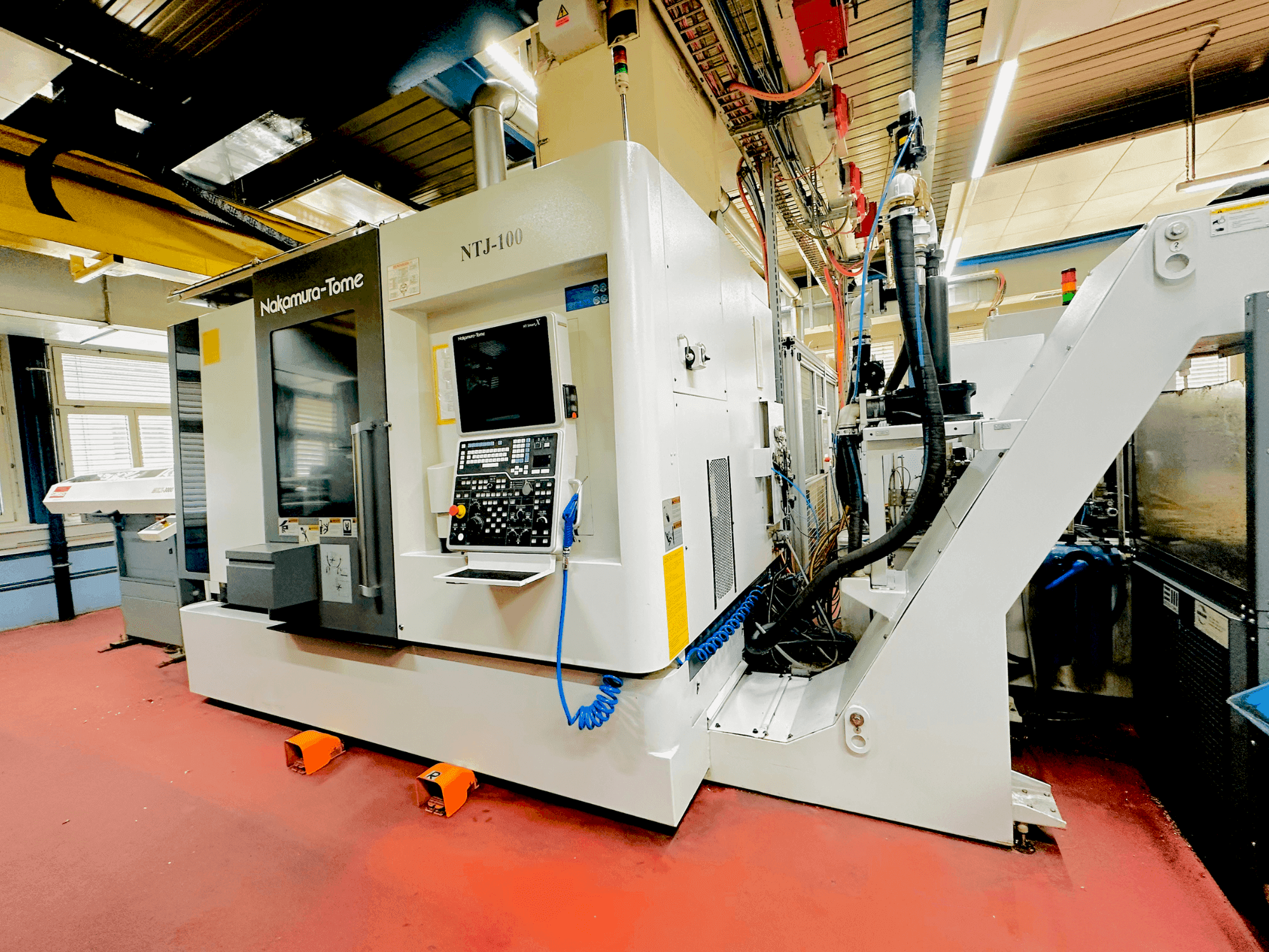 MACHINE_IMG_ALT_FRONT_VIEW