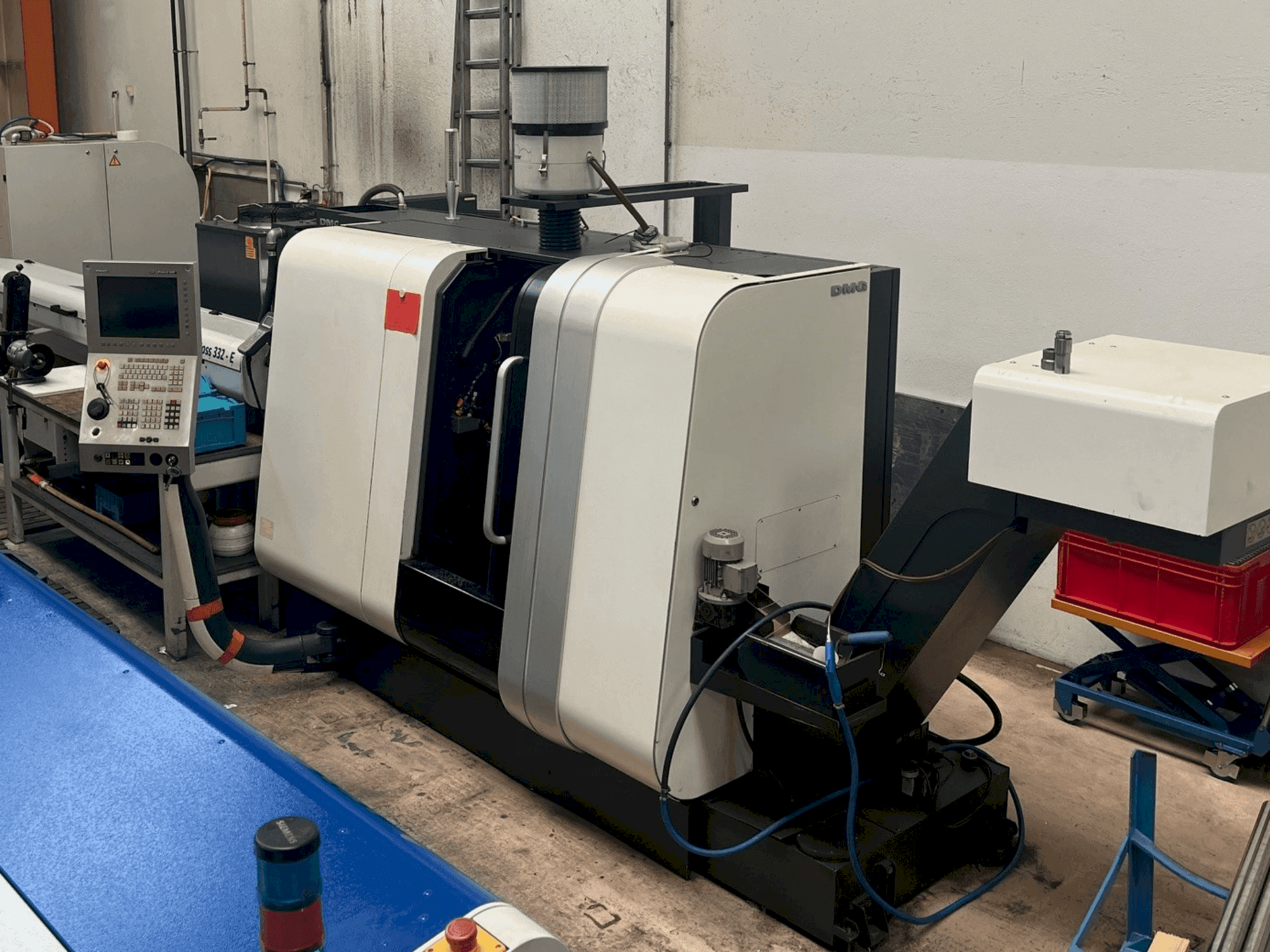 MACHINE_IMG_ALT_FRONT_VIEW