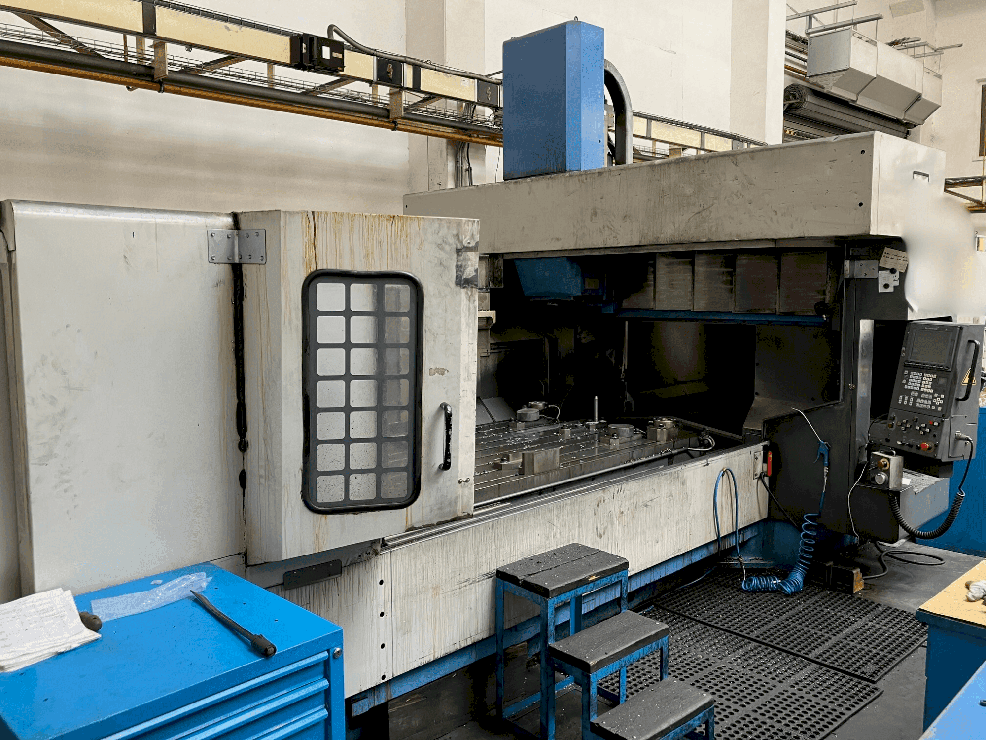 MACHINE_IMG_ALT_FRONT_VIEW