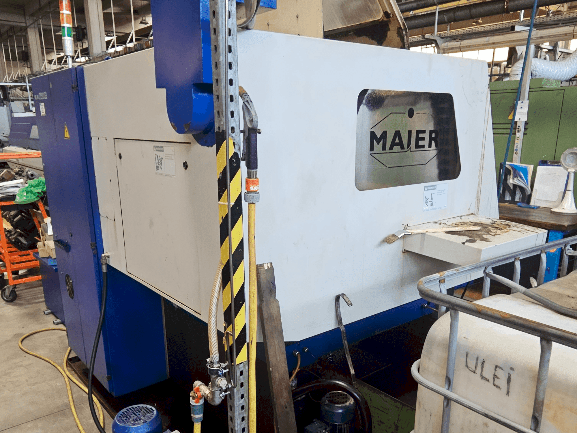 MACHINE_IMG_ALT_FRONT_VIEW