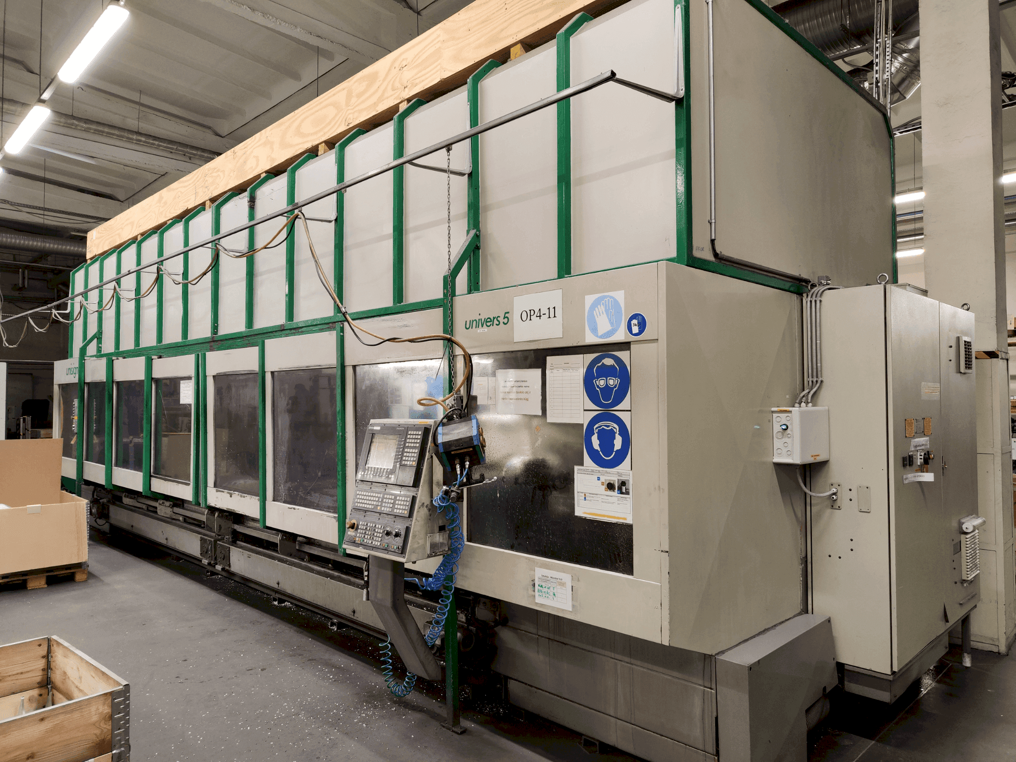 MACHINE_IMG_ALT_FRONT_VIEW