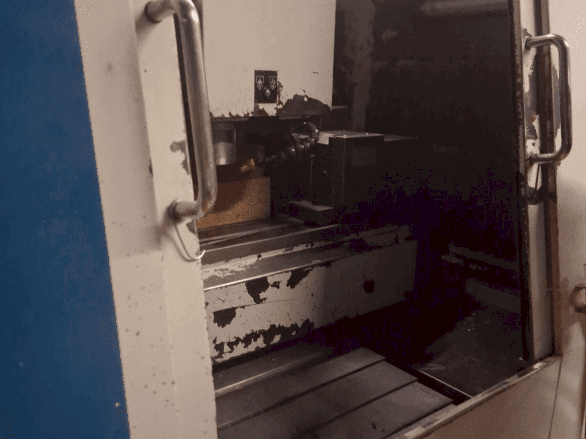 MACHINE_IMG_ALT_FRONT_VIEW