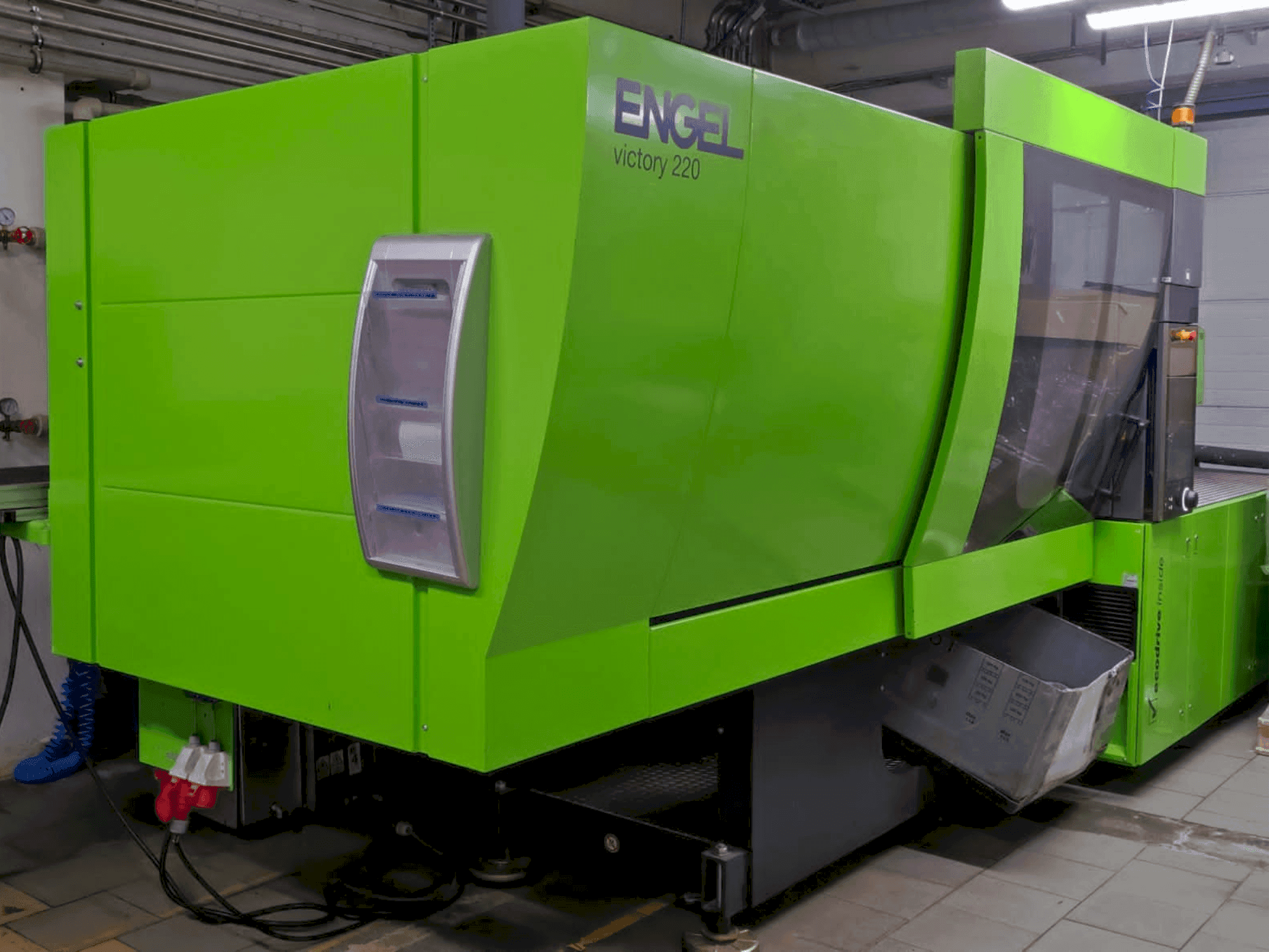 MACHINE_IMG_ALT_FRONT_VIEW