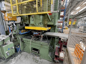 MACHINE_IMG_ALT_FRONT_VIEW