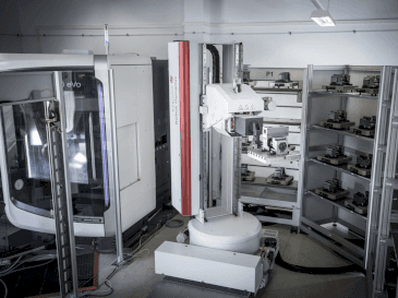 MACHINE_IMG_ALT_FRONT_VIEW