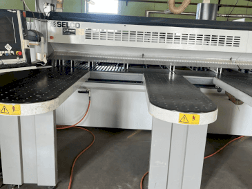 MACHINE_IMG_ALT_FRONT_VIEW