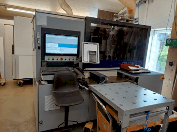 MACHINE_IMG_ALT_FRONT_VIEW