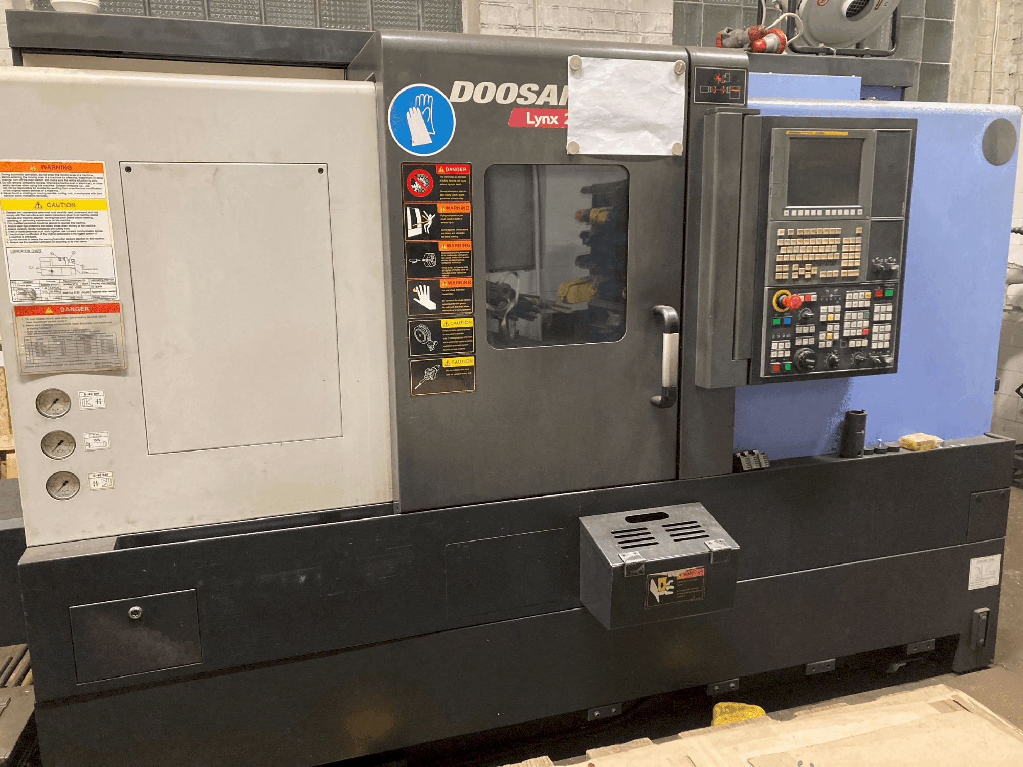 MACHINE_IMG_ALT_FRONT_VIEW