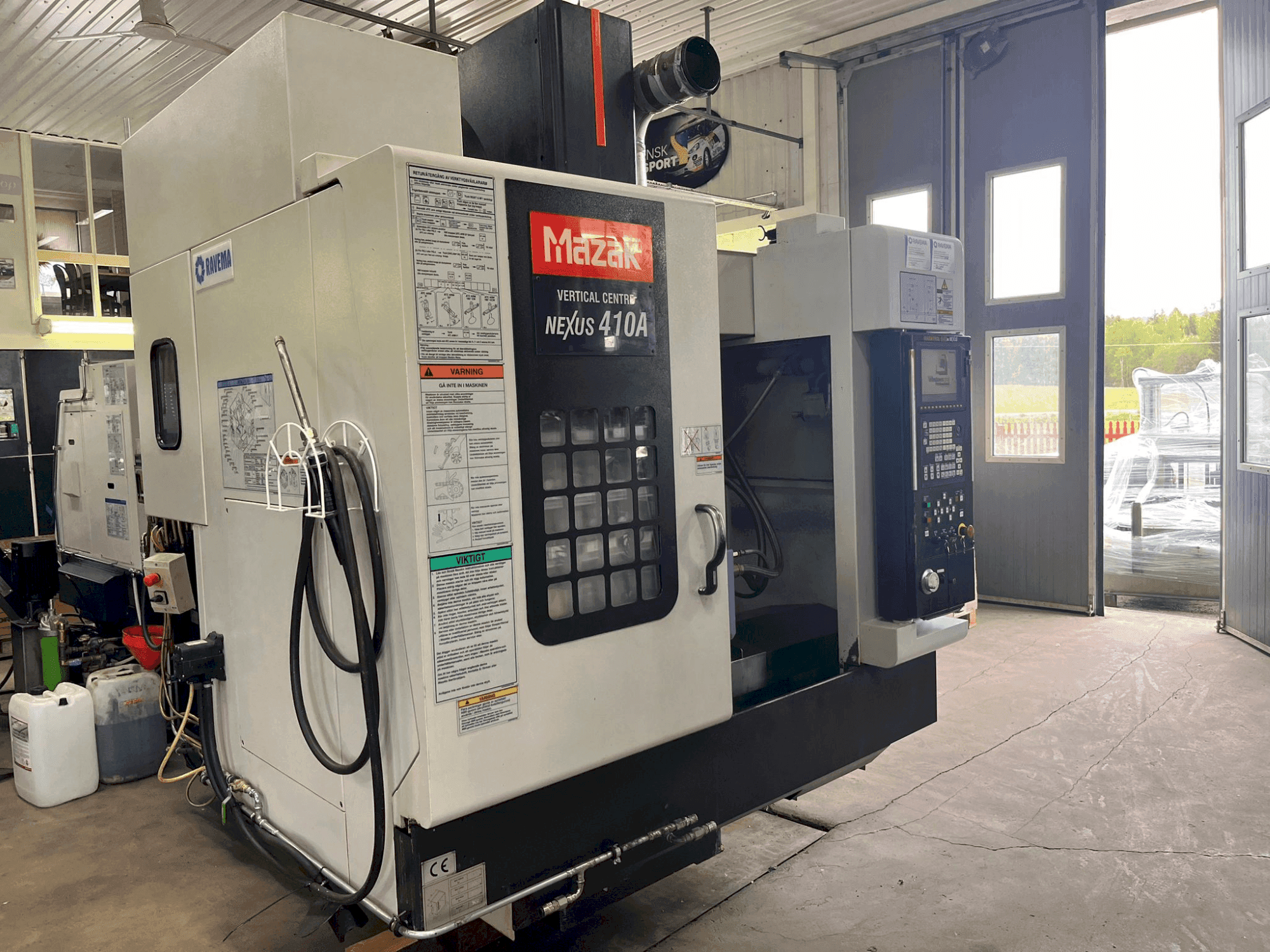 MACHINE_IMG_ALT_FRONT_VIEW