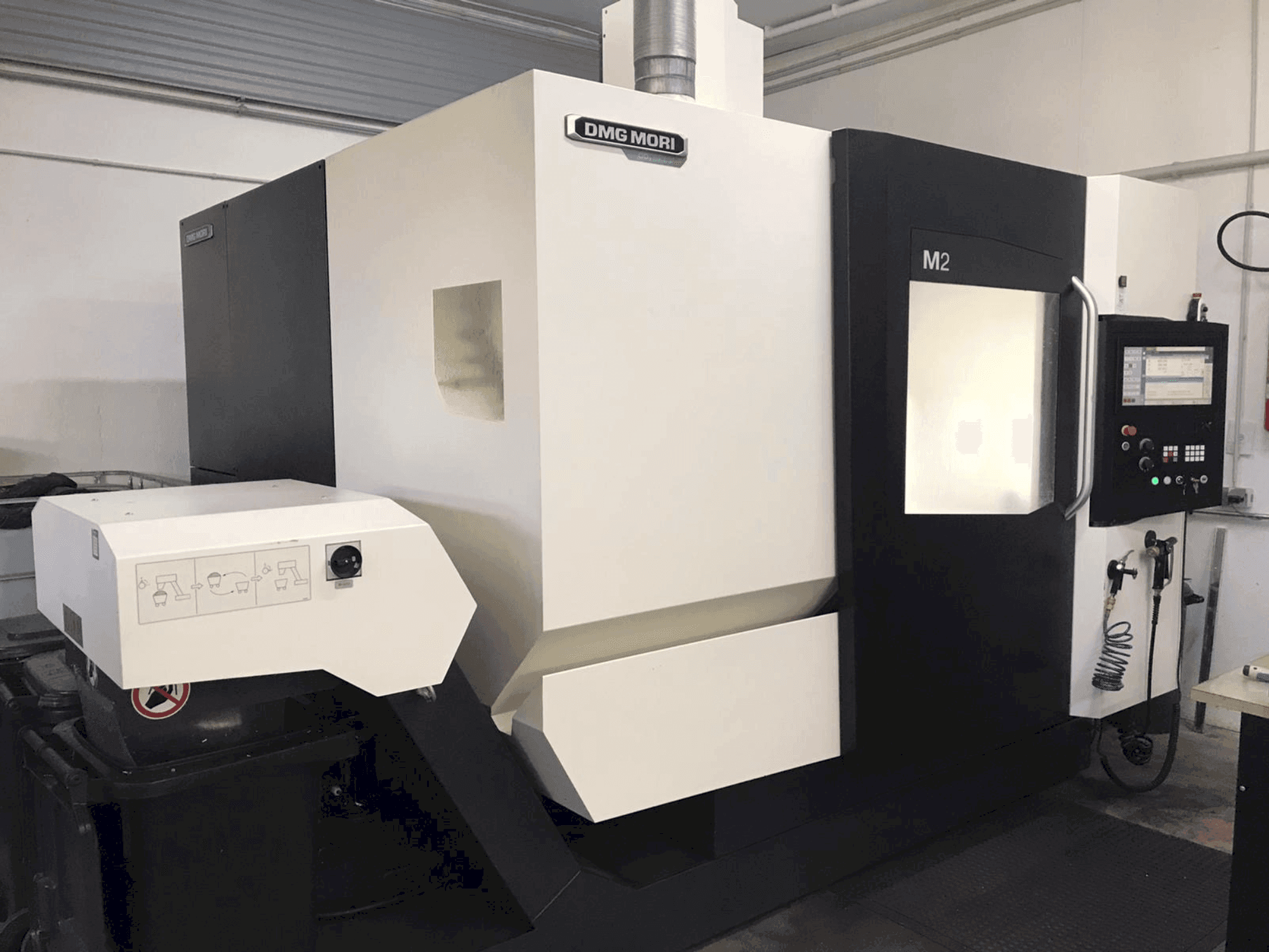 MACHINE_IMG_ALT_FRONT_VIEW