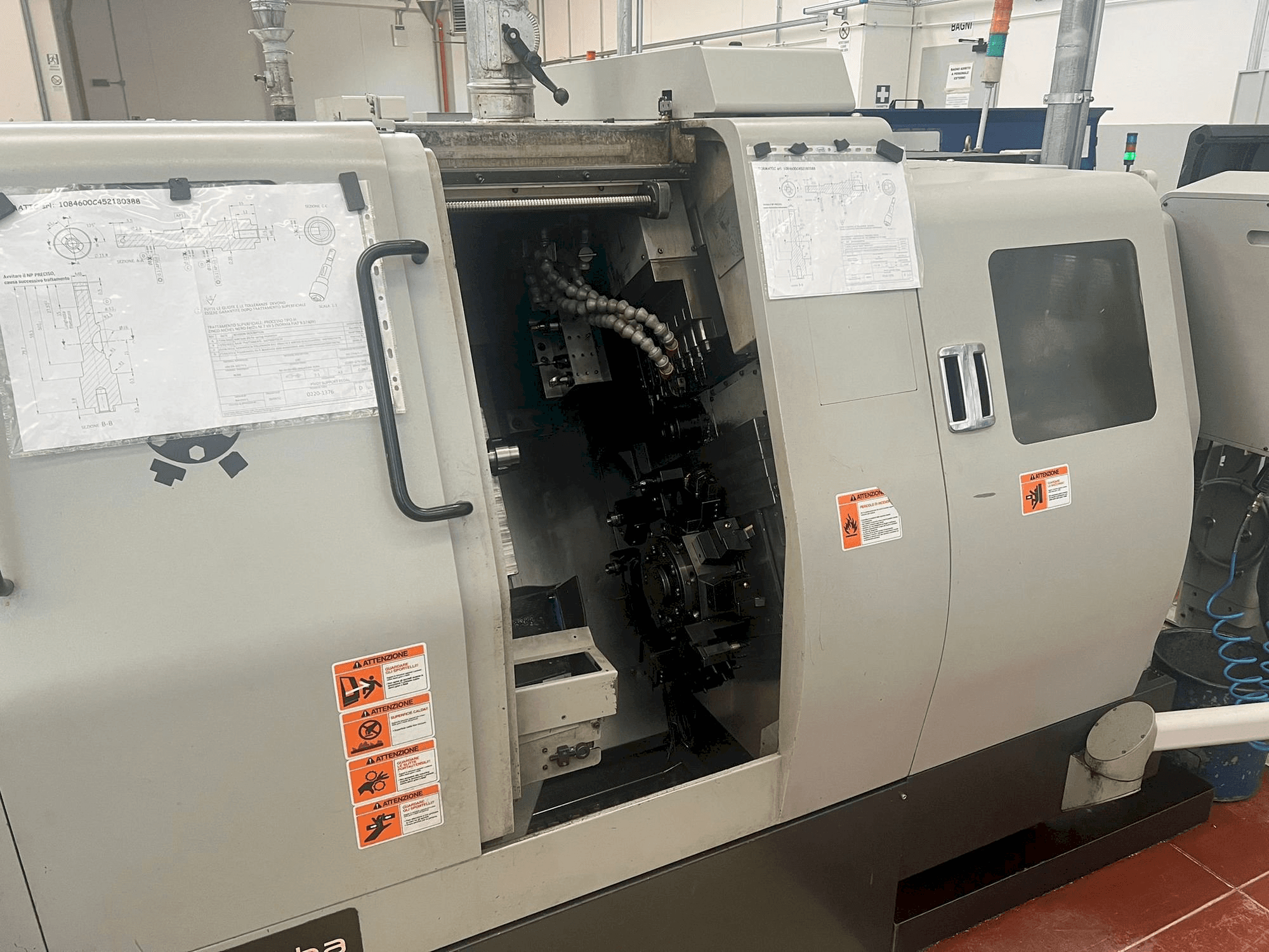 MACHINE_IMG_ALT_FRONT_VIEW