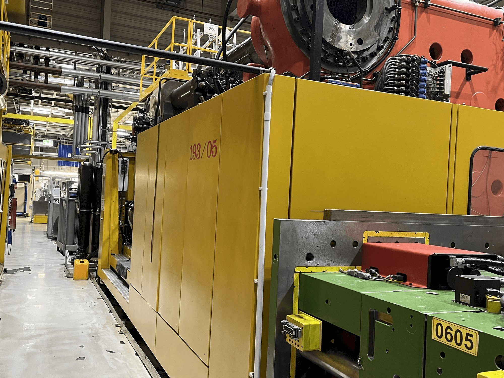 MACHINE_IMG_ALT_FRONT_VIEW