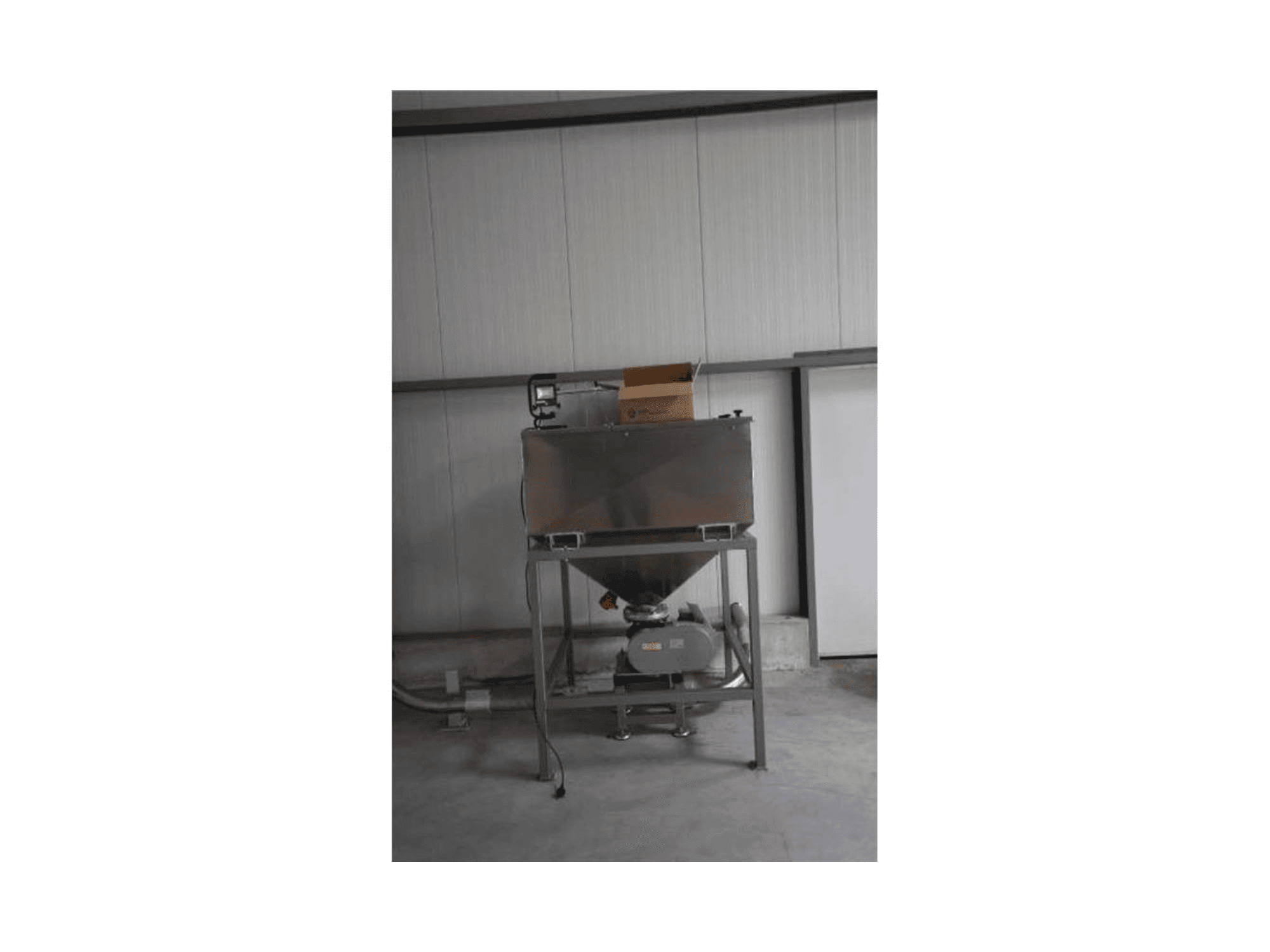 MACHINE_IMG_ALT_FRONT_VIEW